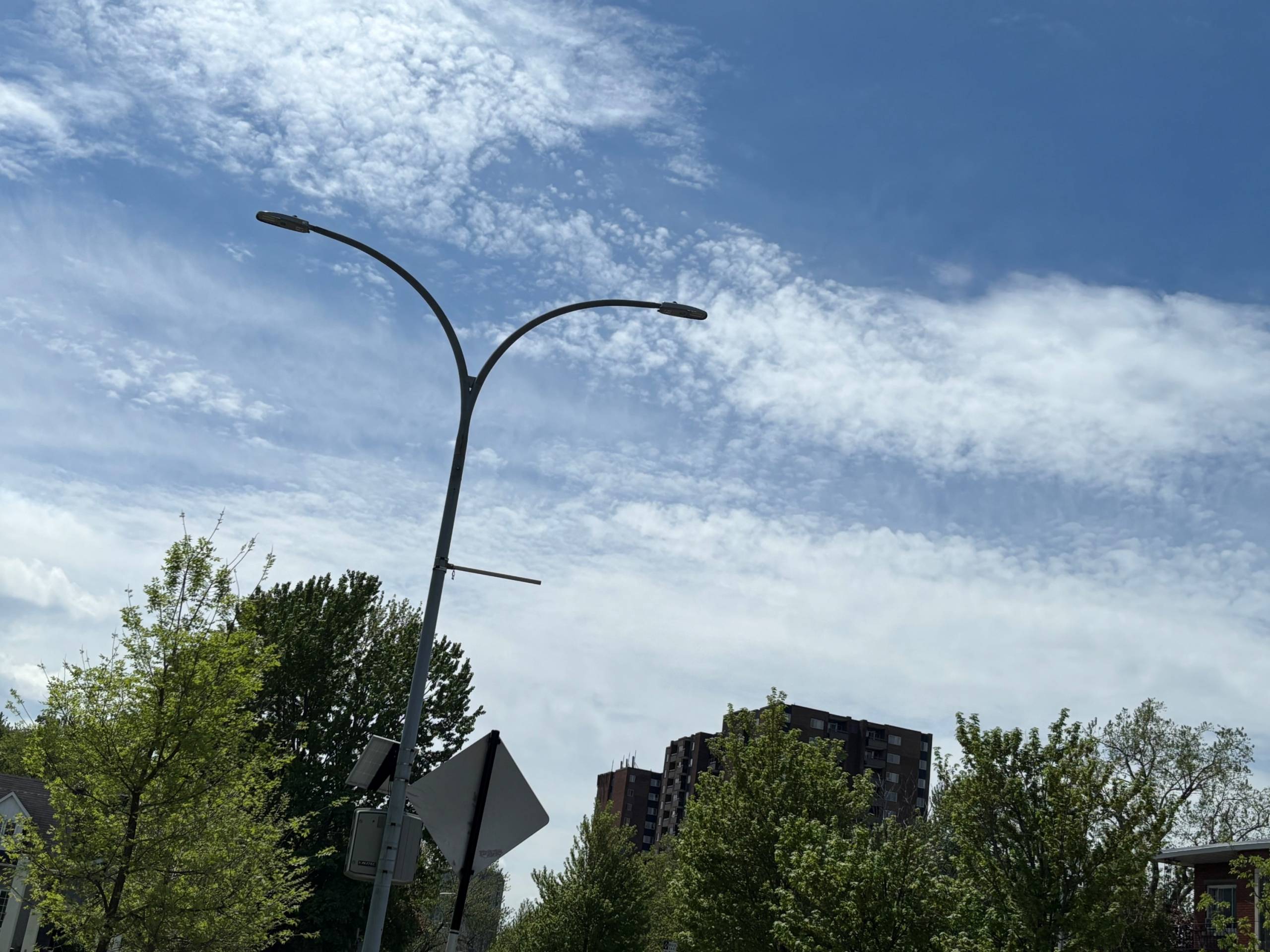 Longueuil:  des lampadaires défectueux depuis des semaines
