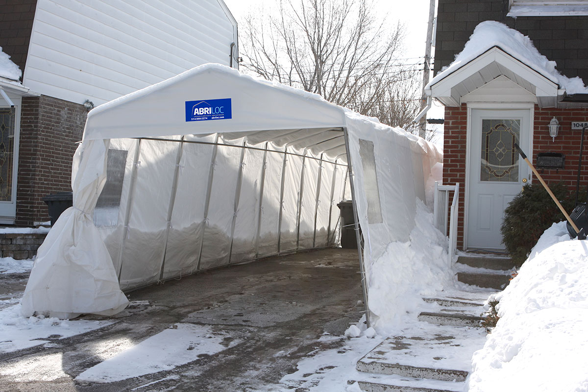Est-il possible de personnaliser la toile de remplacement d&rsquo;abri auto ?