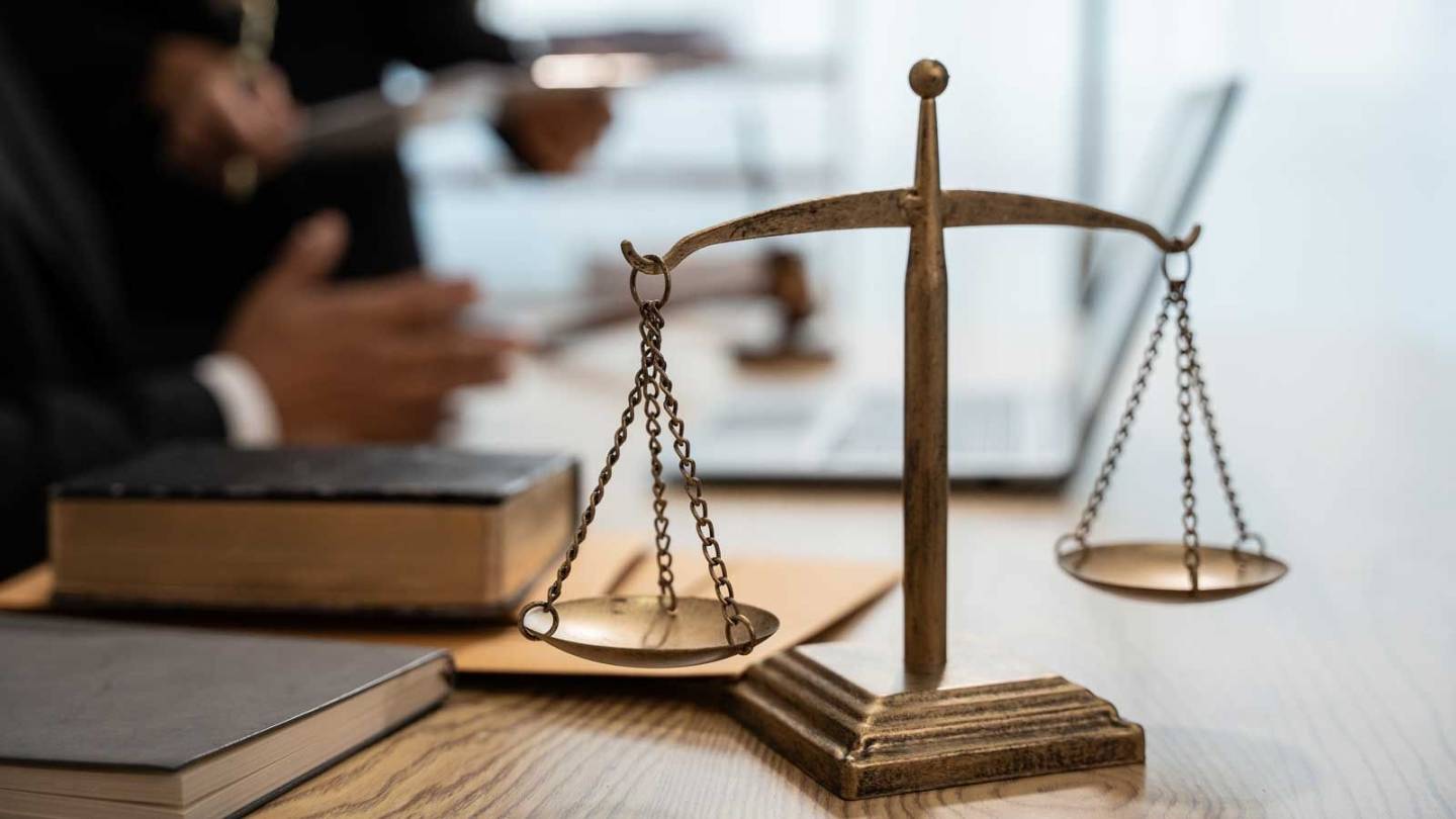 Les meilleurs avocats pour vous sortir d’un mauvais pas en 2025 : notre sélection par spécialité