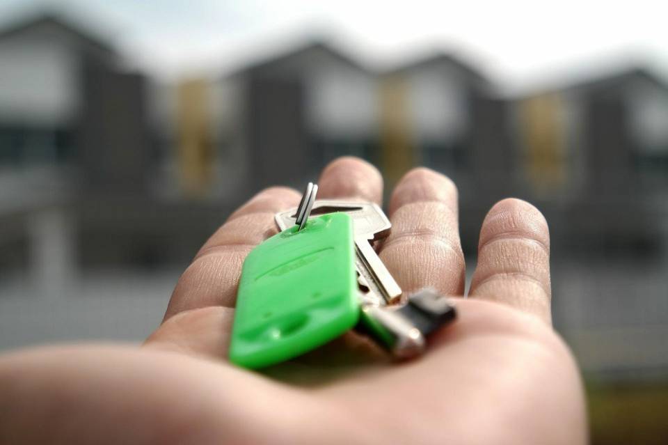 Lettre ouverte – Il n&rsquo;y a pas de lien de causalité entre crise du logement et immigration