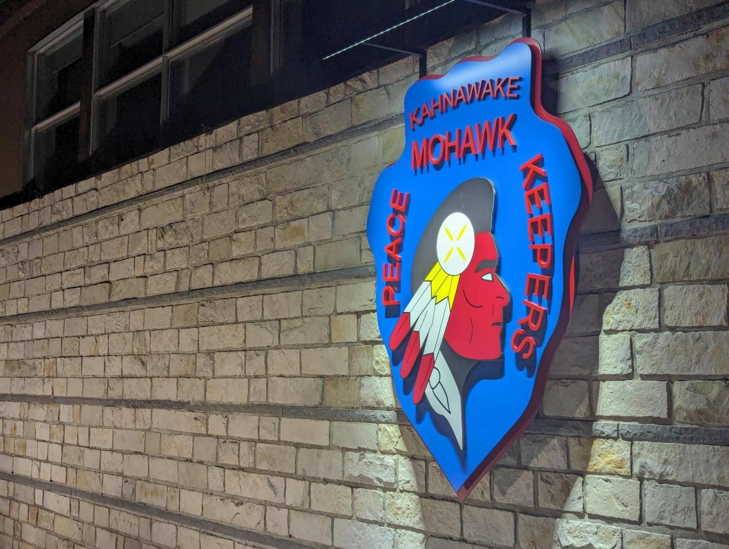 Arrestation de l’individu qui a abordé une adolescente à Kahnawake