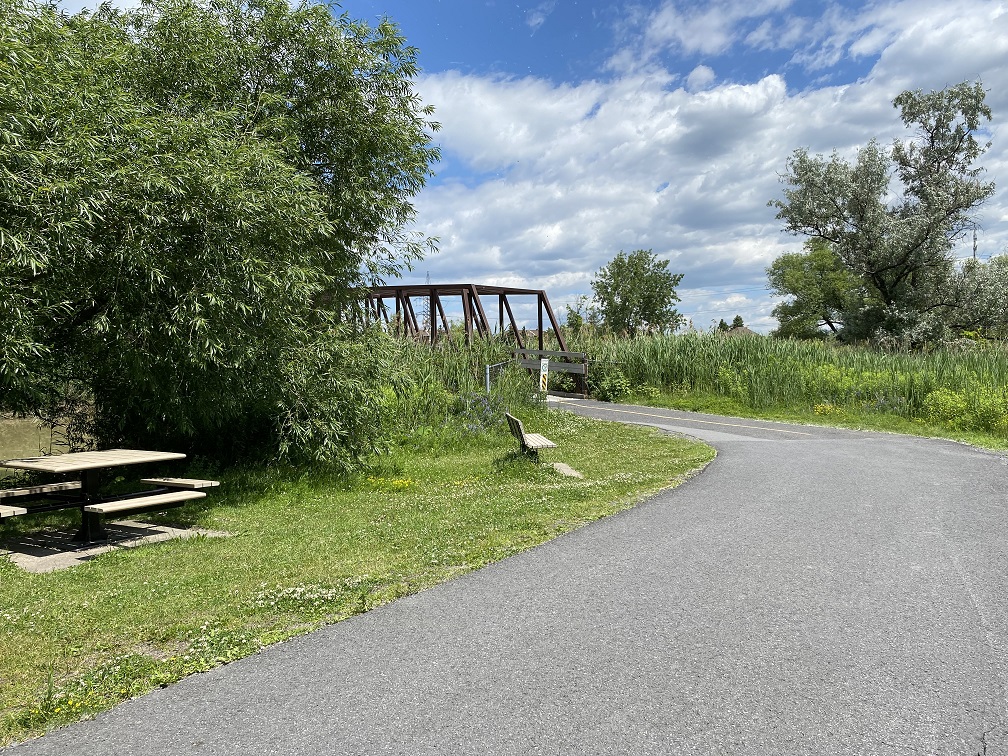 Reconstruction d’une piste cyclable à La Prairie