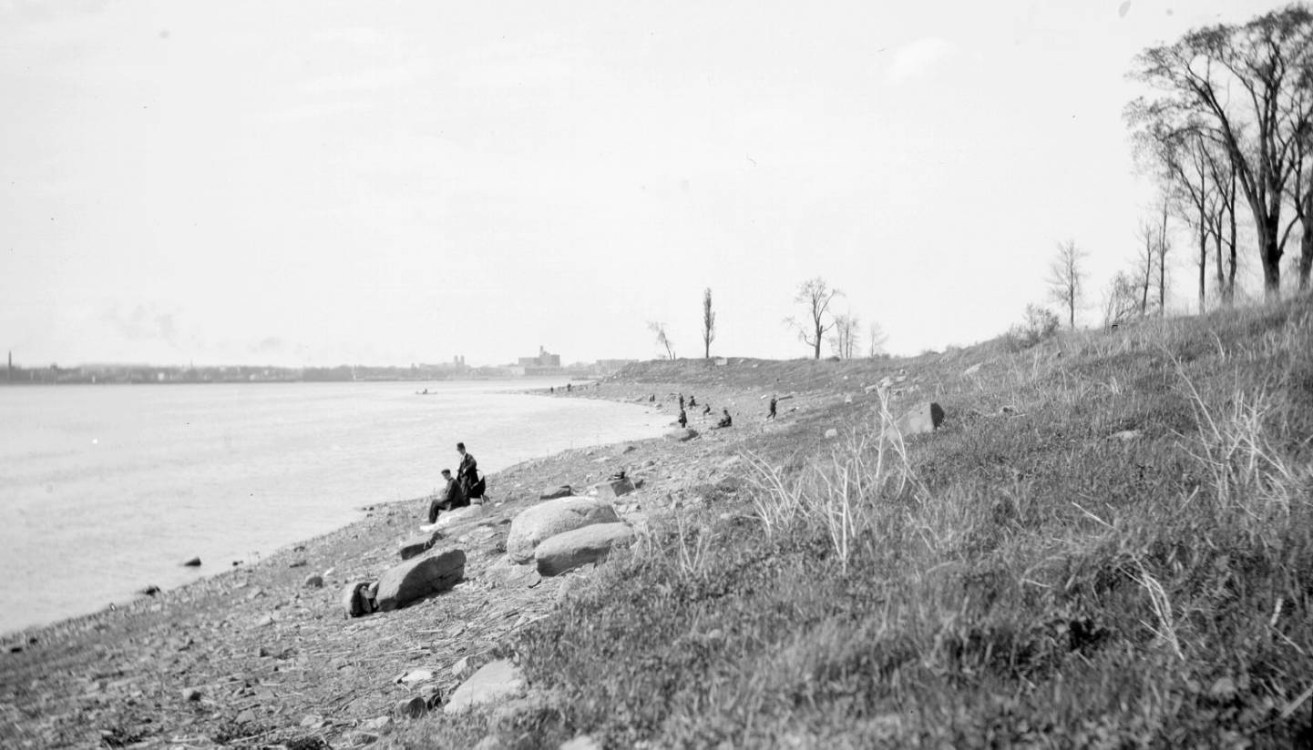 Dans le rétroviseur : En villégiature à Longueuil