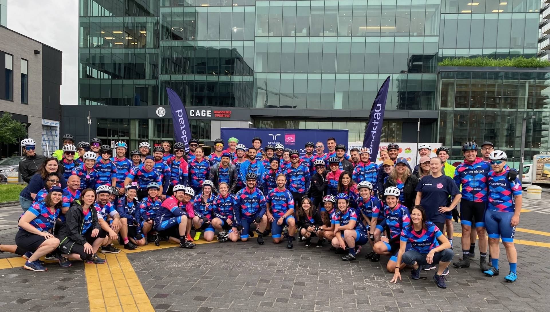 À vélo pour la Société canadienne du cancer 