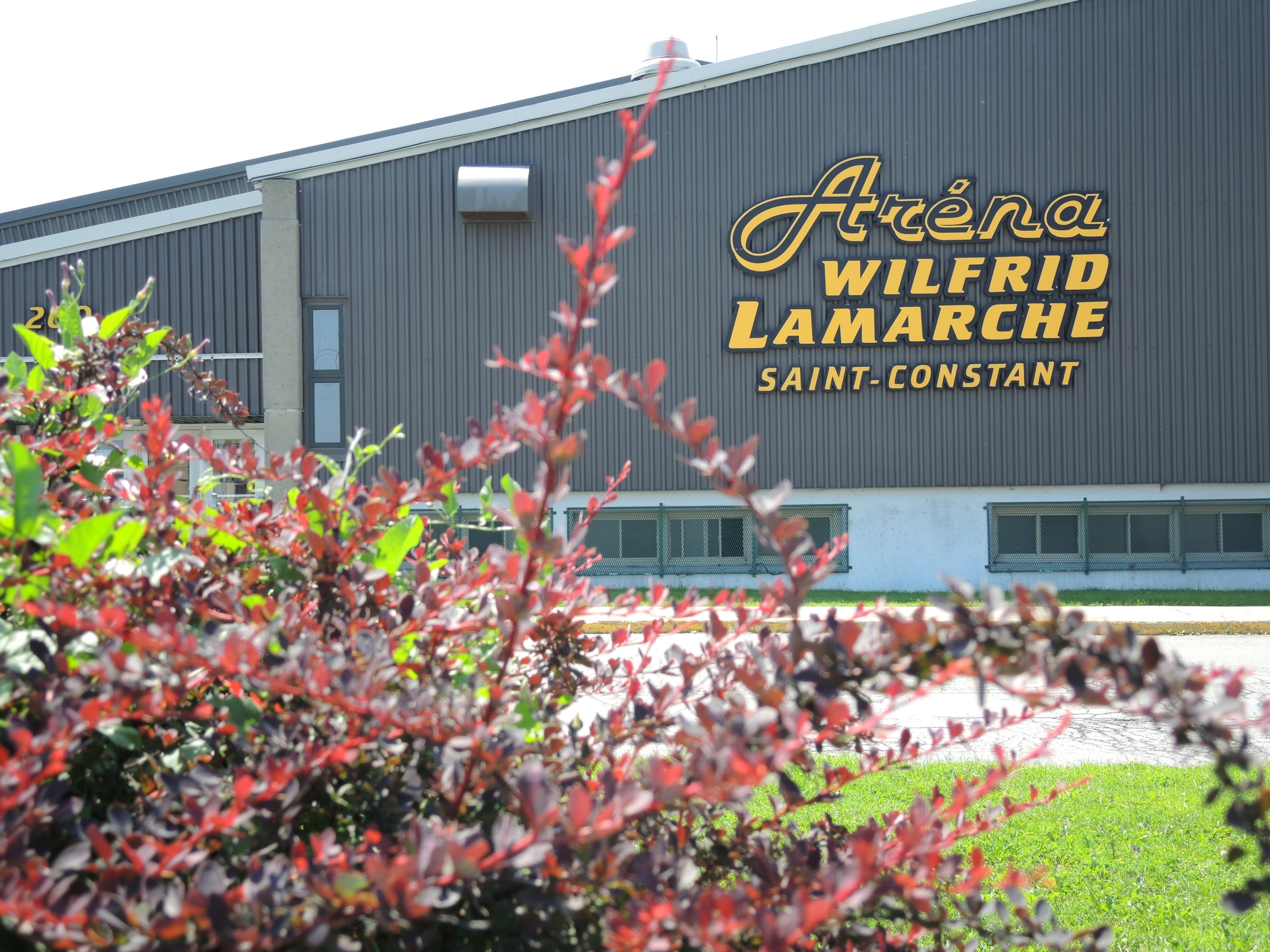 Saint-Constant dans la mire d’un propriétaire de la LHJMQ