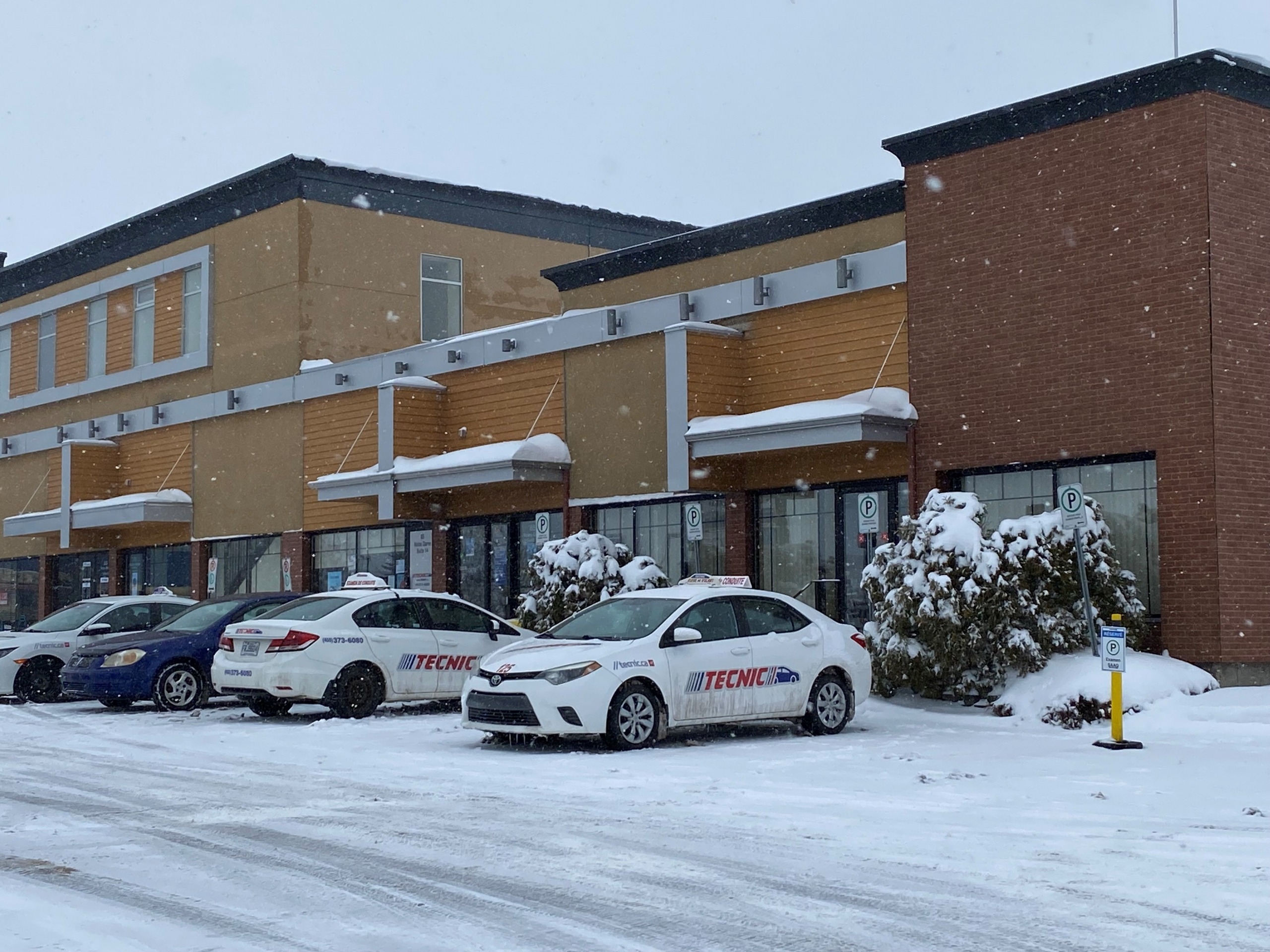 Valleyfield : un Mohawk de Kahnawake se fait sortir de la SAAQ