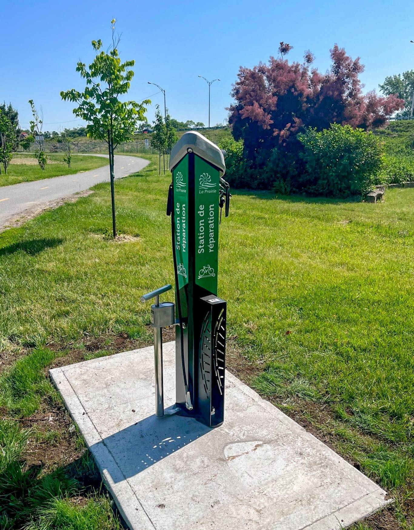 La Prairie : nouvelle station de réparation de vélos