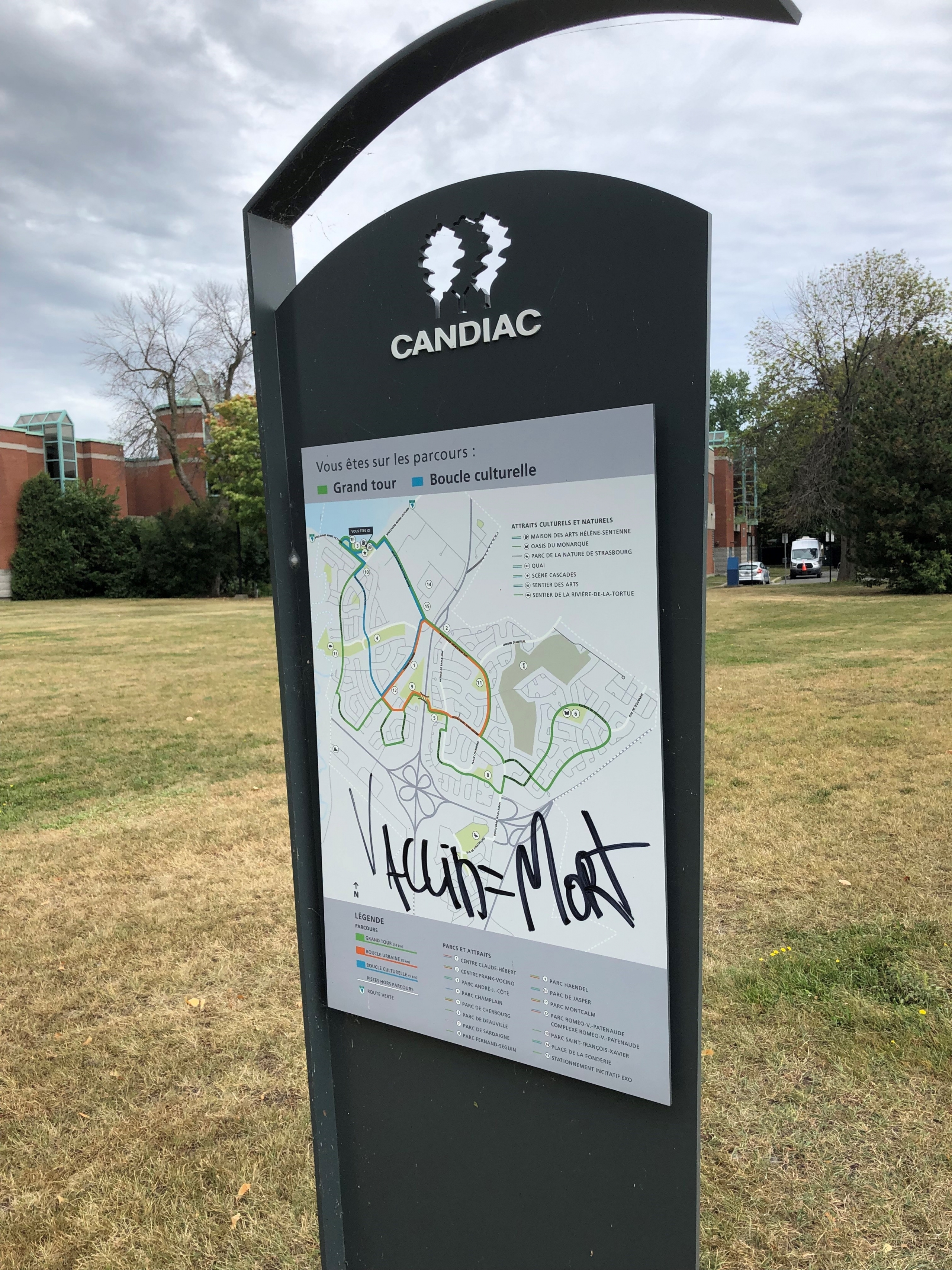 Des pancartes de la Ville vandalisées à Candiac