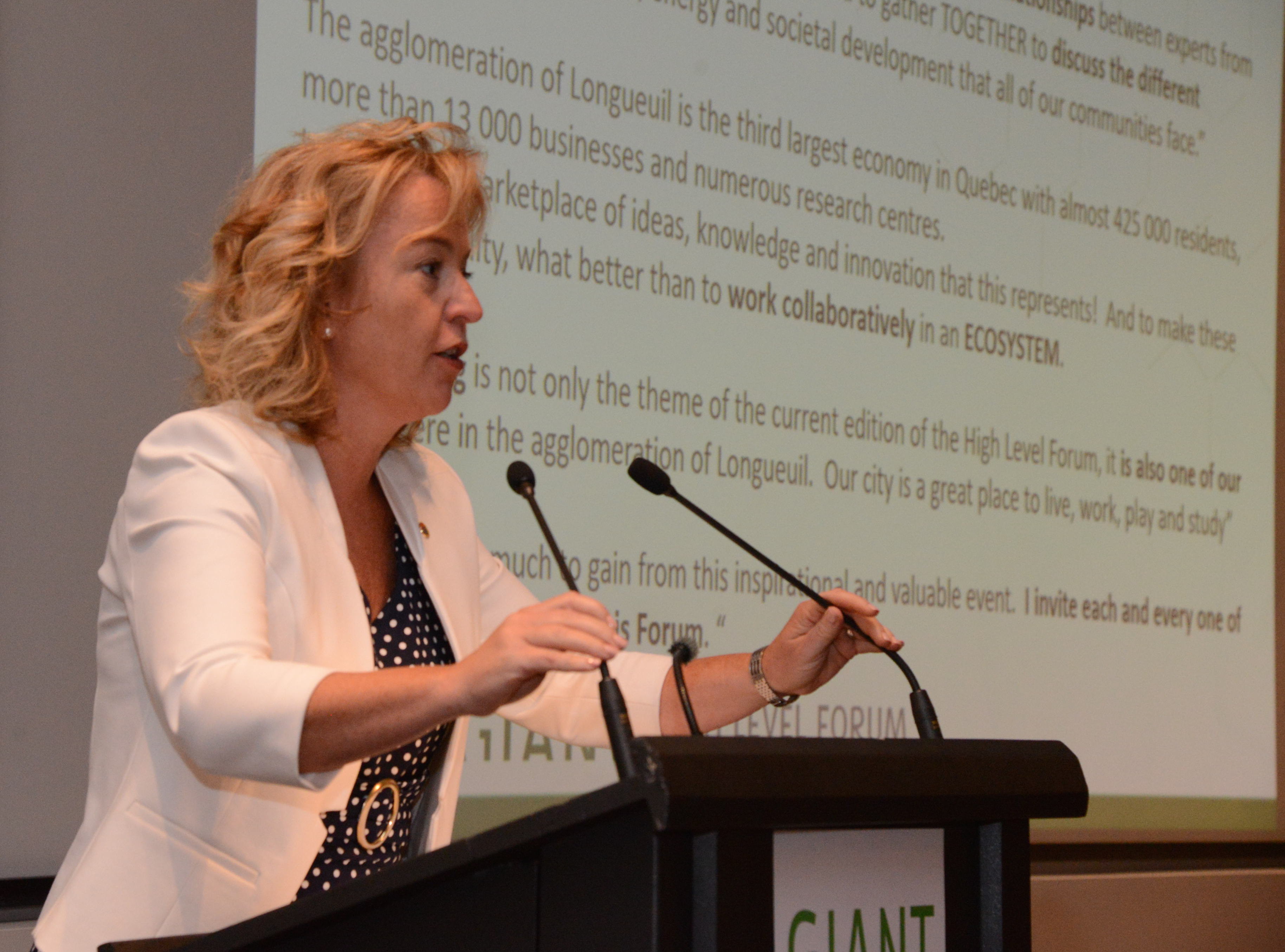 Plus de 120 délégués internationaux discutent «innovation» à Longueuil