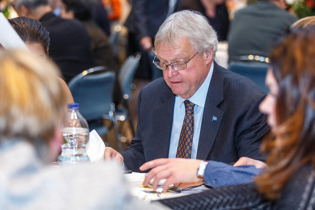 Gaétan Barrette présente ses excuses à Diane Lamarre