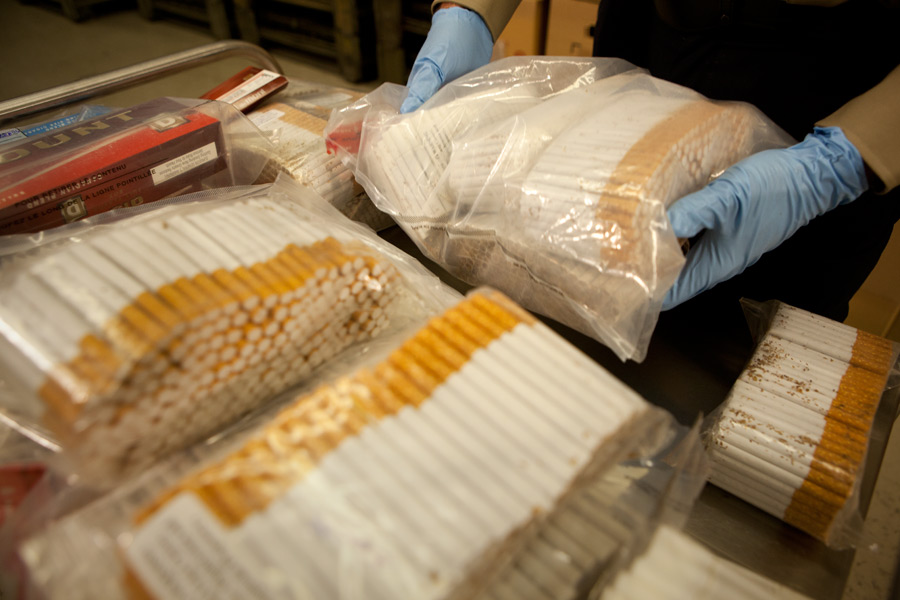 Contrebande: près de 50 000 cigarettes saisies à Saint-Hubert