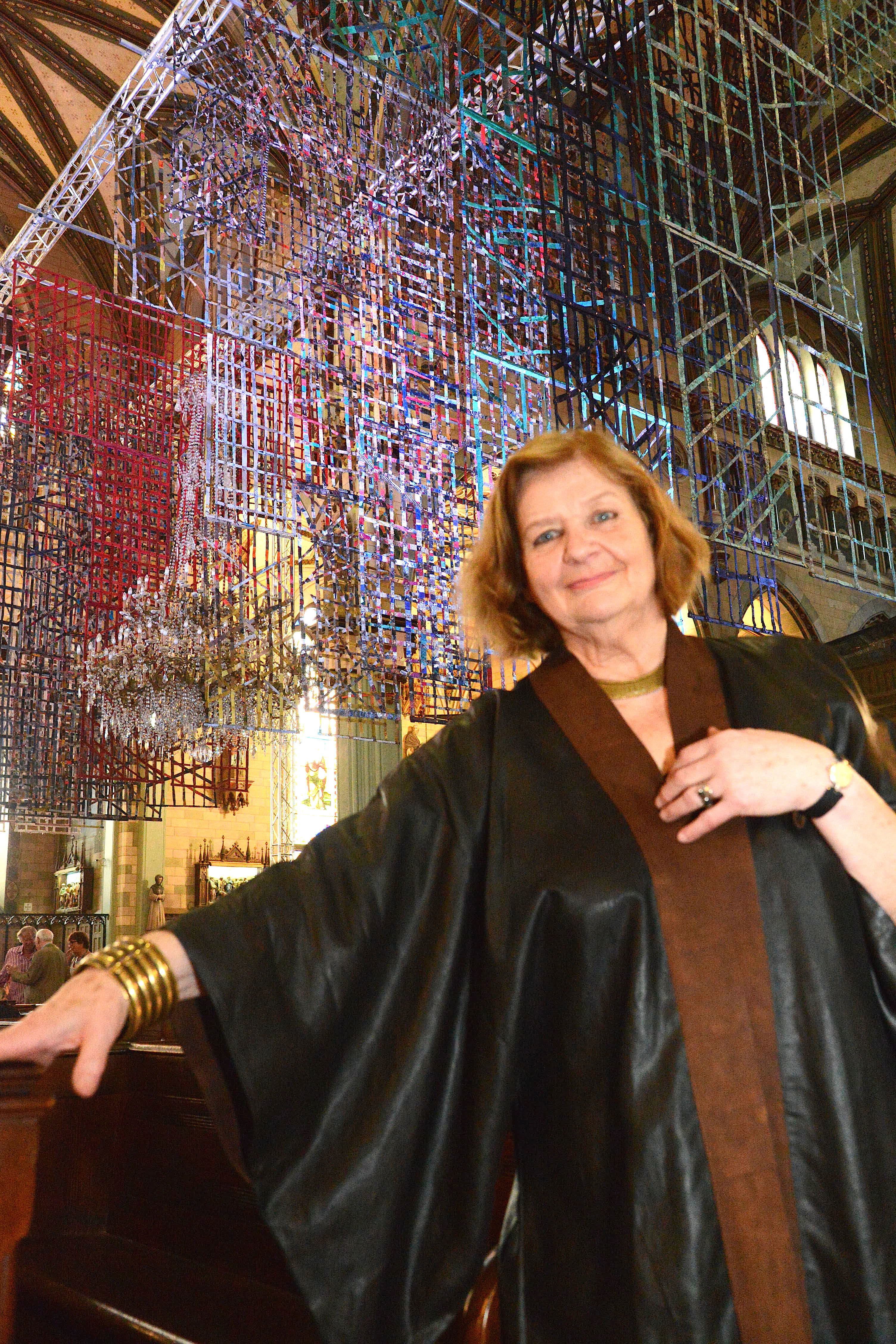 La Robe-Cathédrale, enchevêtrements d&rsquo;histoires et de vies