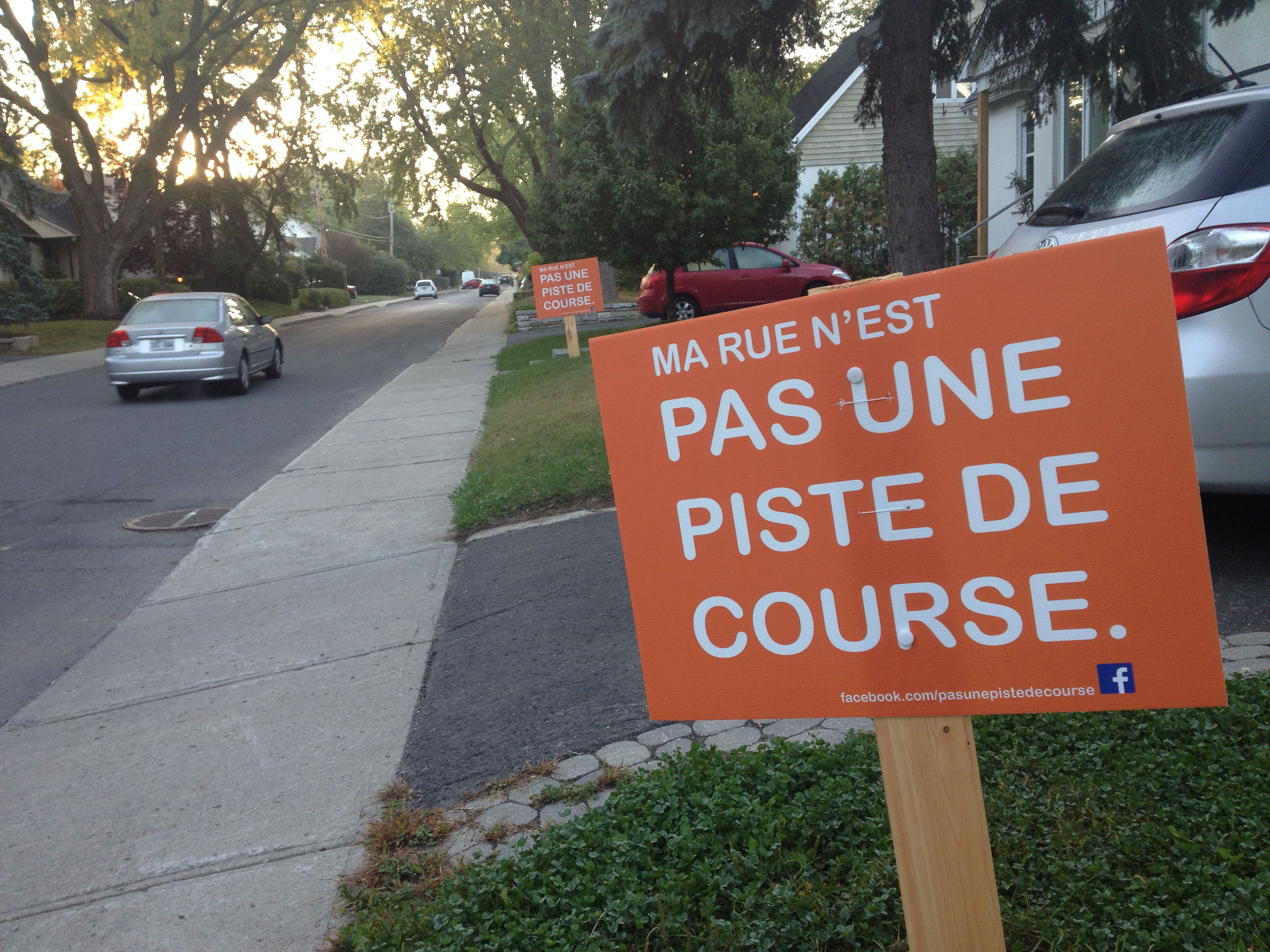 Ma rue n&rsquo;est pas une piste de course: mouvement citoyen pour des rues sécuritaires
