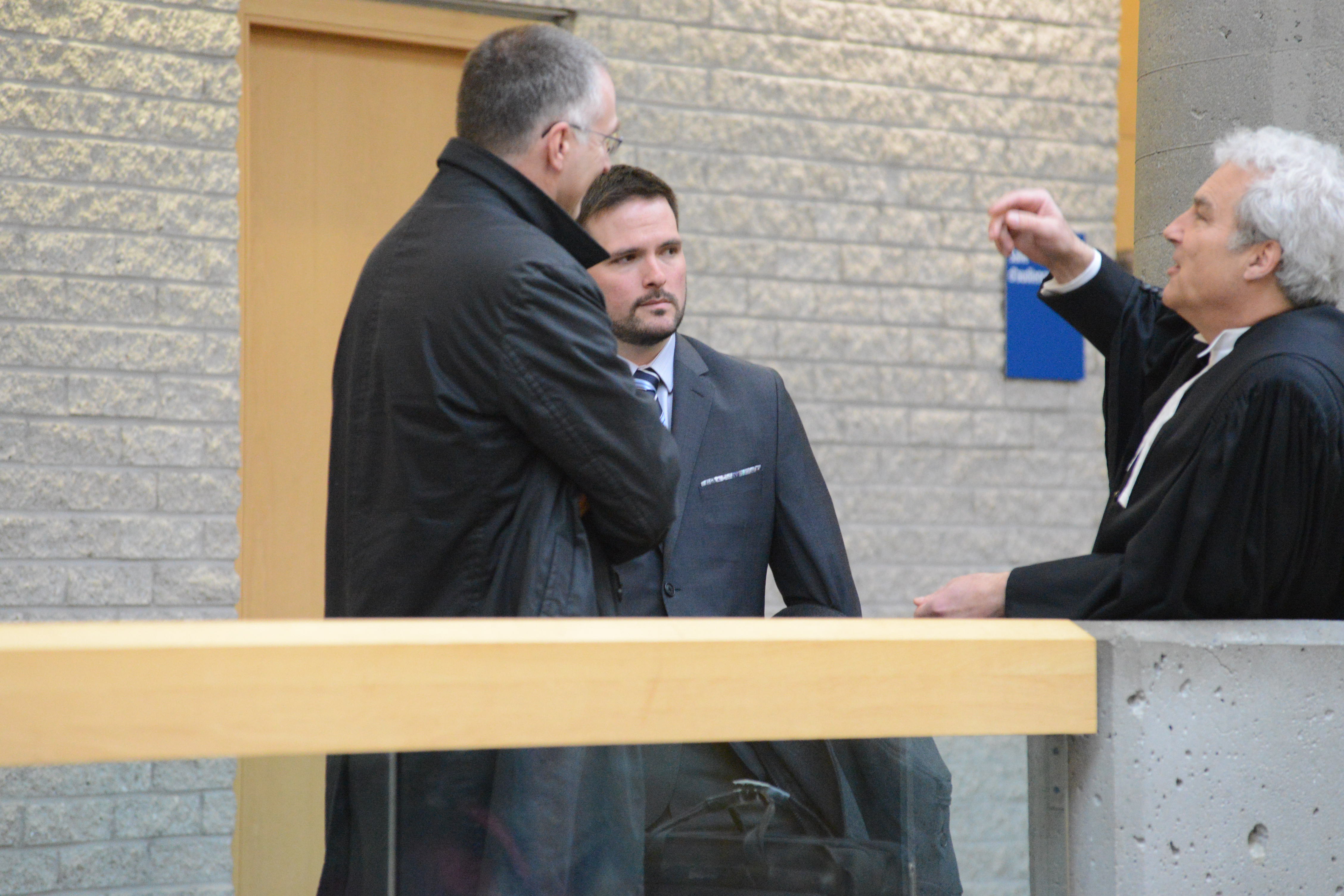 Coupable d&rsquo;avoir tiré sans raison, Marc-Olivier Perron veut demeurer policier