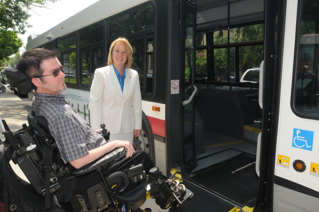 Une nouvelle ligne d&rsquo;autobus accessible à tous à Longueuil