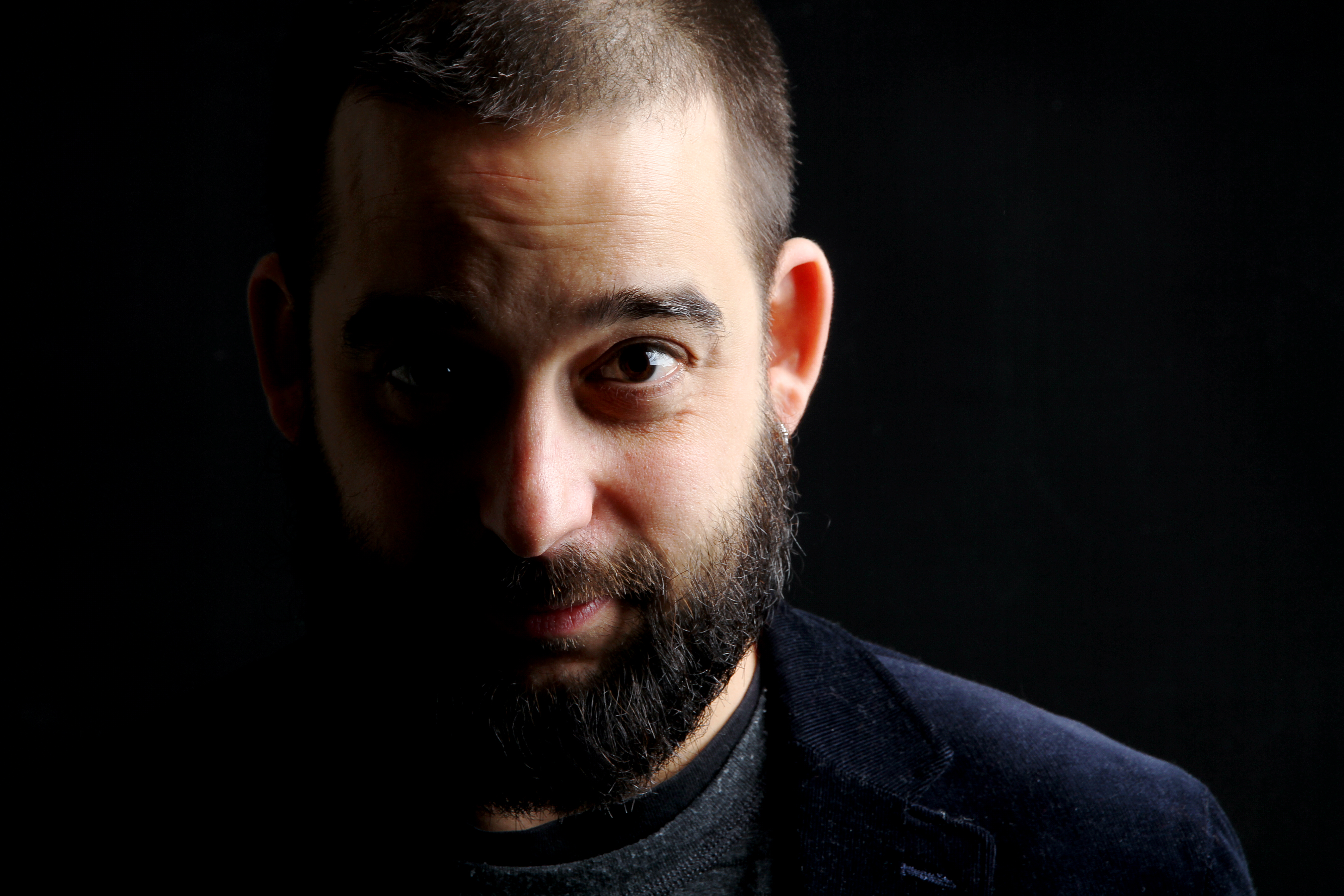 Le poète et romancier sera au Salon des artistes… à l’heure de l’apéro