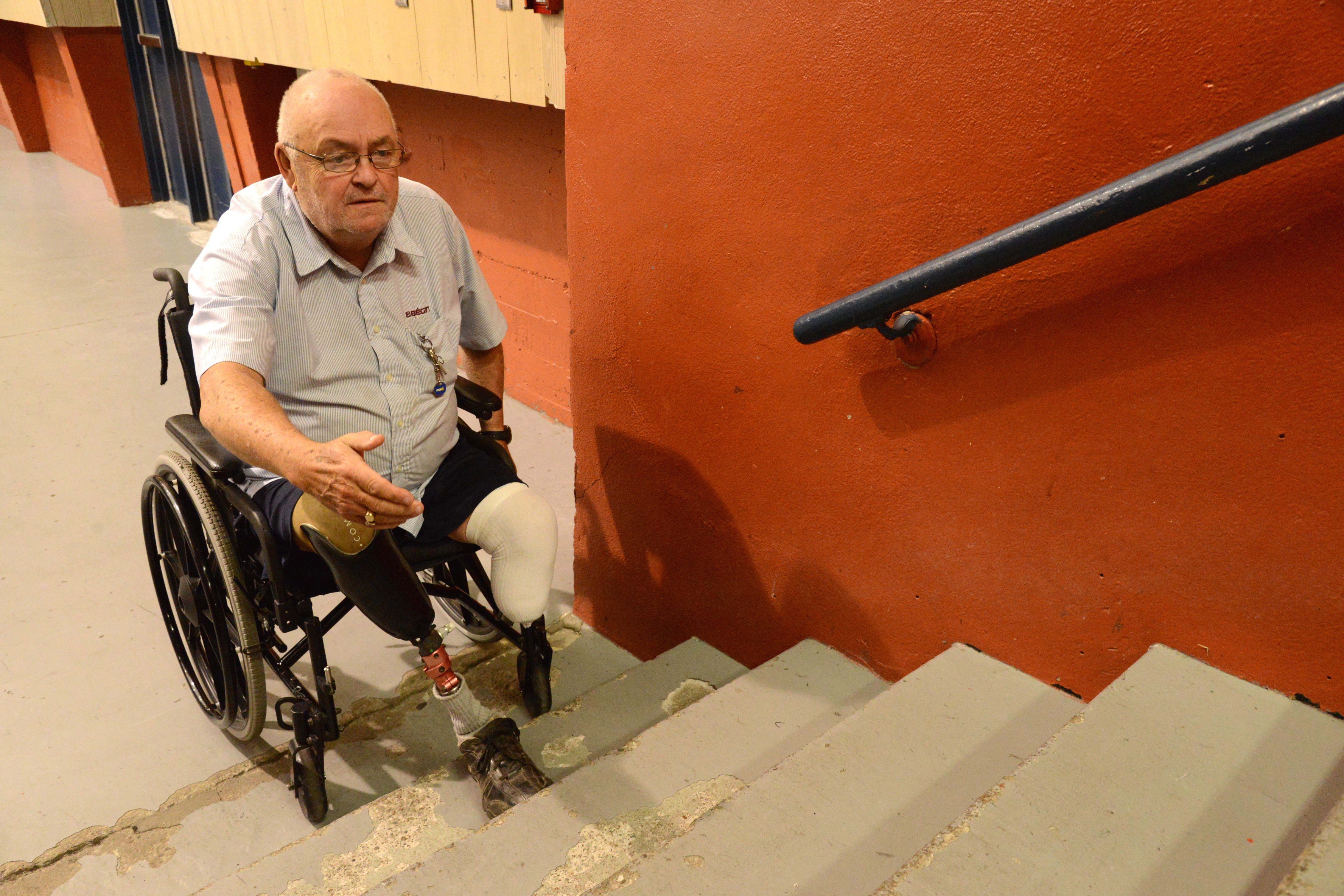 Un partisan du CF déplore les installations mal adaptées aux handicapés