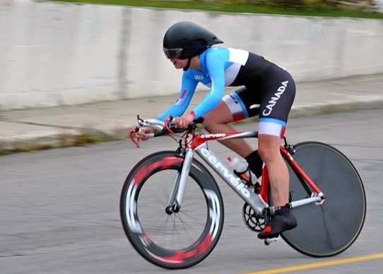 Huitième au 500m, Molnar se prépare pour la poursuite