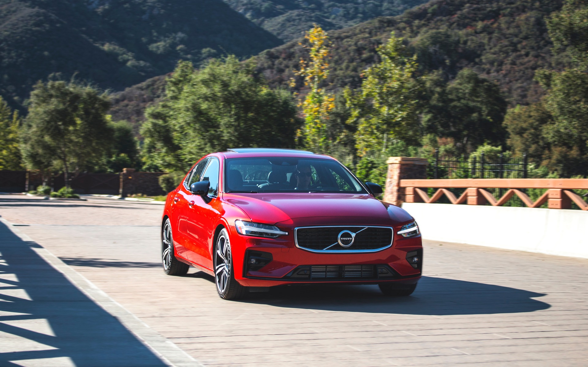 Volvo S60 et V60 2019 : sport scandinave