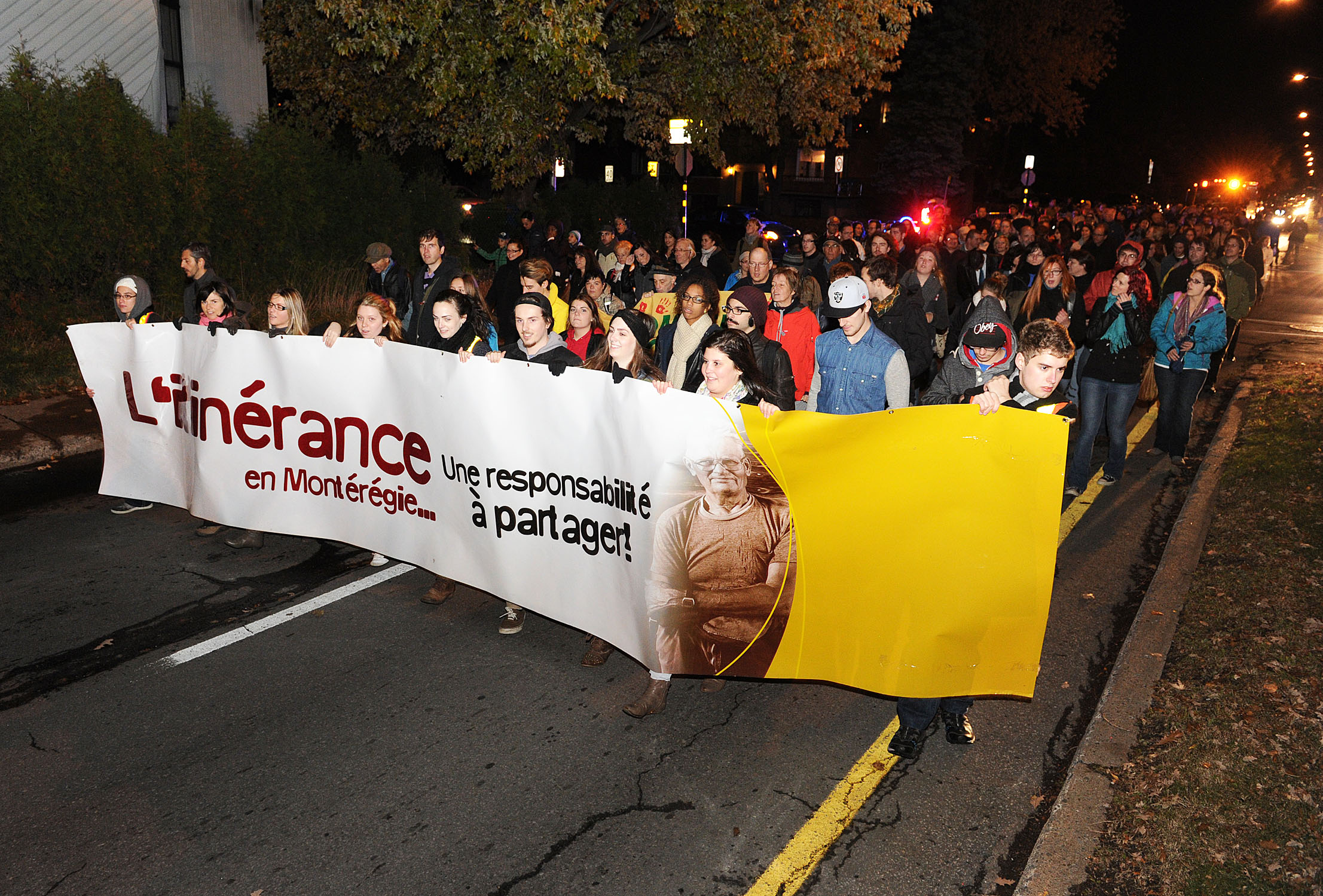 Un mouvement de solidarité dans la festivité