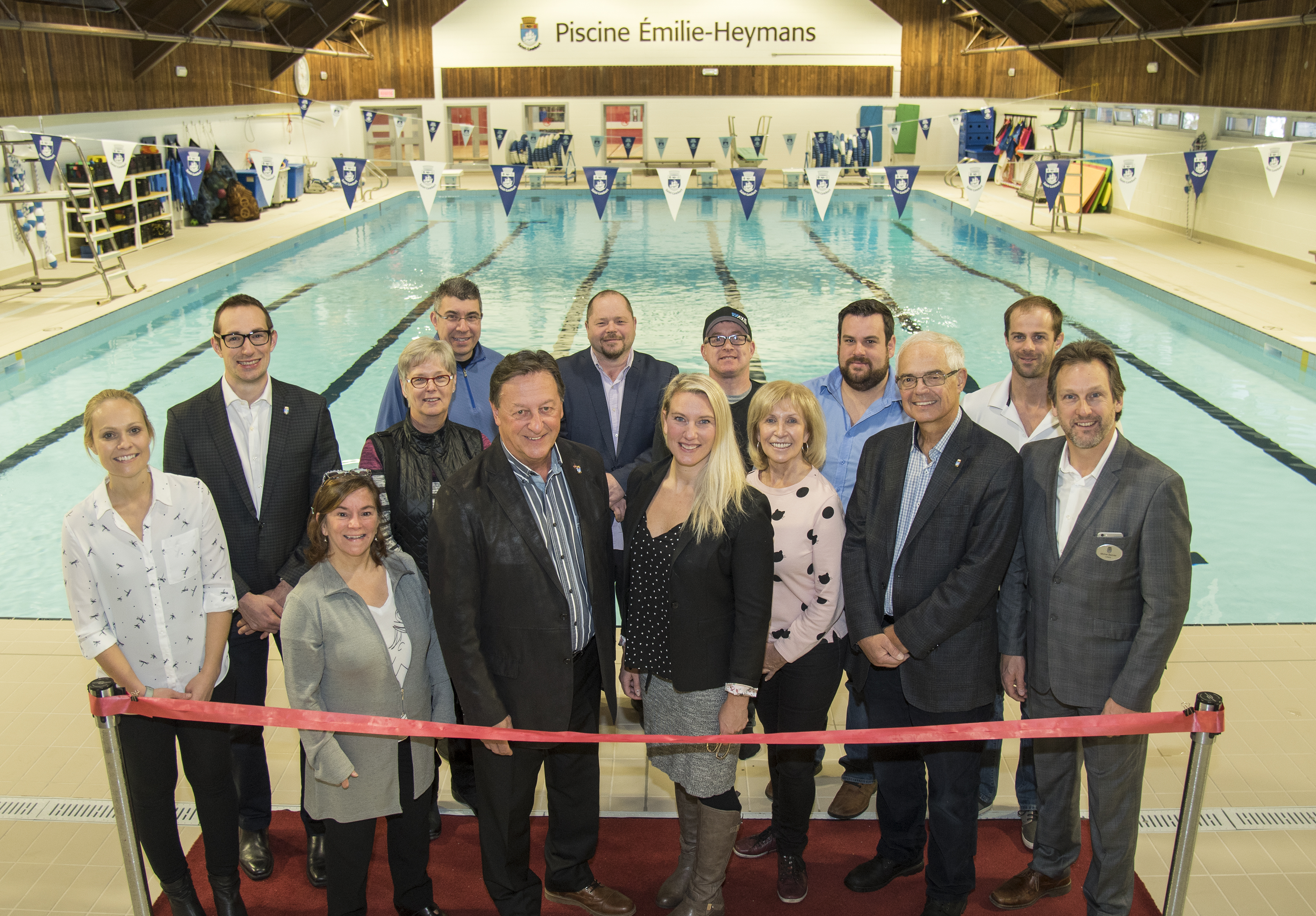 Saint-Lambert souligne la réouverture de sa piscine intérieure