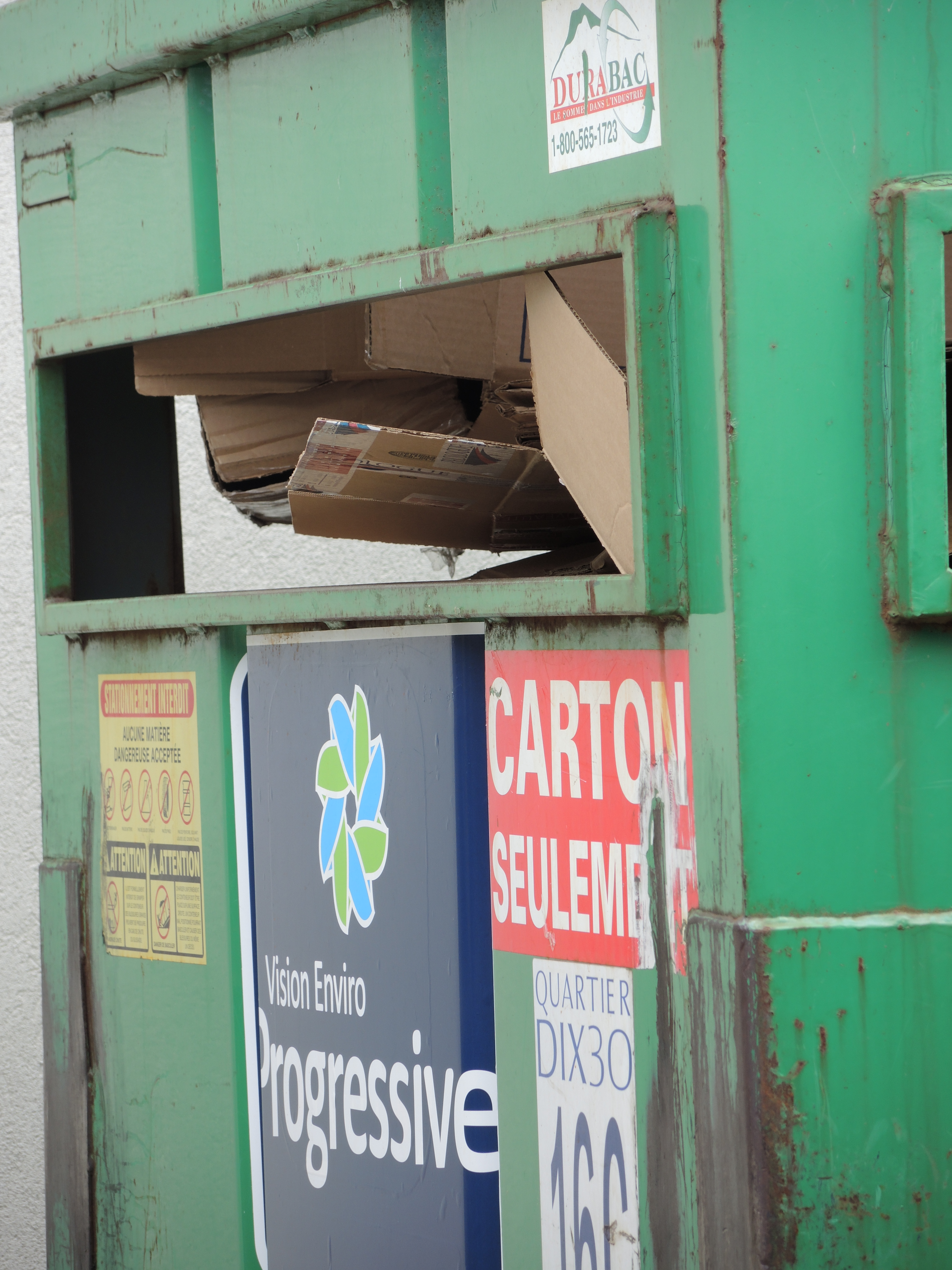 Aucune loi n&rsquo;oblige les commerçants à recycler