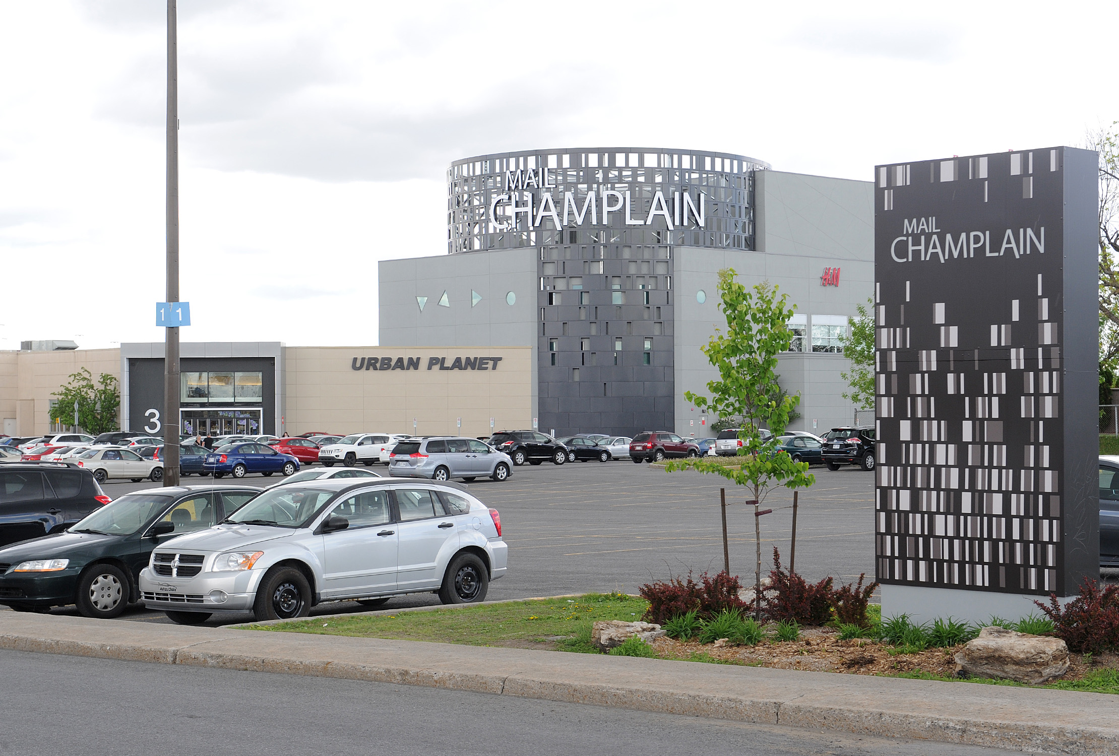 A Major Challenge for the Champlain Mall