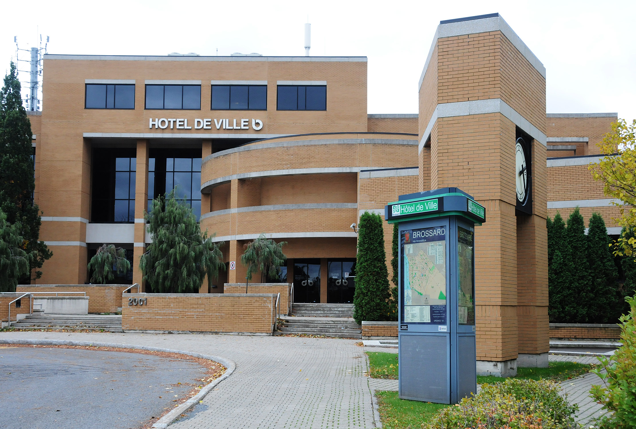 Brossard reporte l&rsquo;échéance du 3e versement de taxes