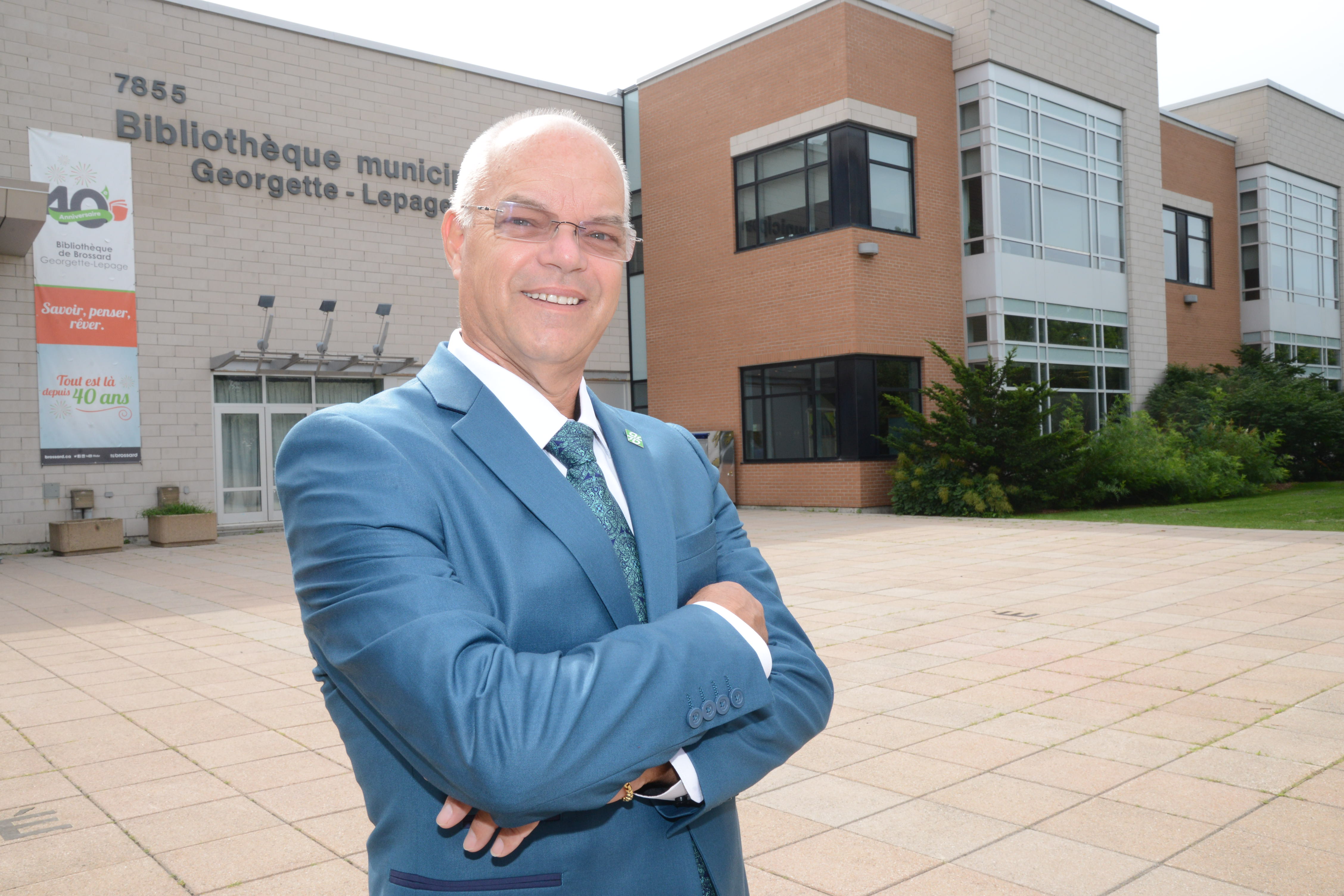 Yvon Lamarre claque la porte de Renouveau Brossard