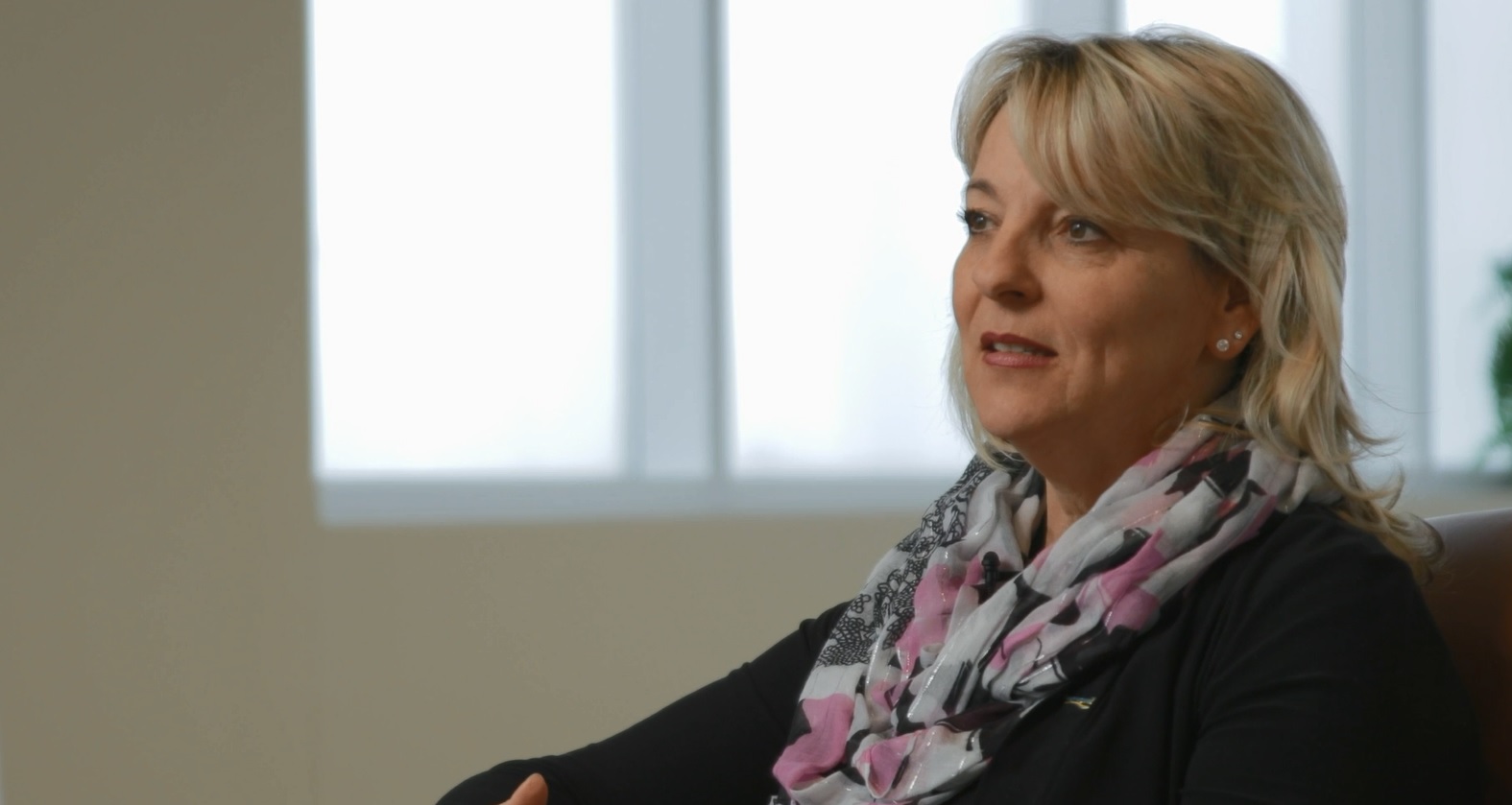 La mairesse Sylvie Parent souligne l’importance des médias locaux