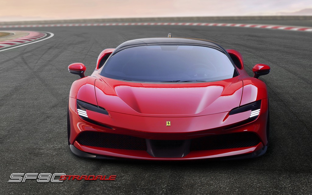 Voici la SF90 Stradale, la première Ferrari hybride rechargeable