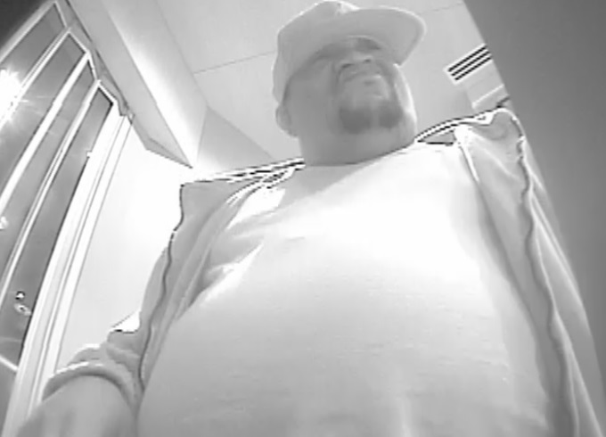 Recherchés pour des fraudes de 8000 $ par carte bancaire