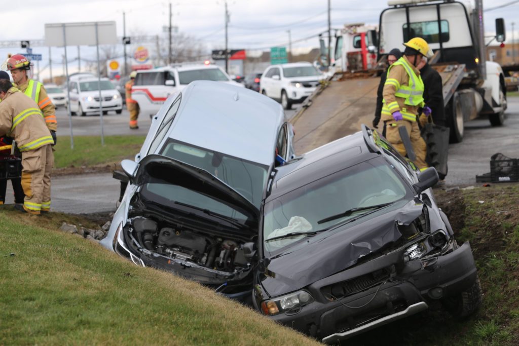 Un virage à gauche serré à l’origine d’une collision sur la route 132