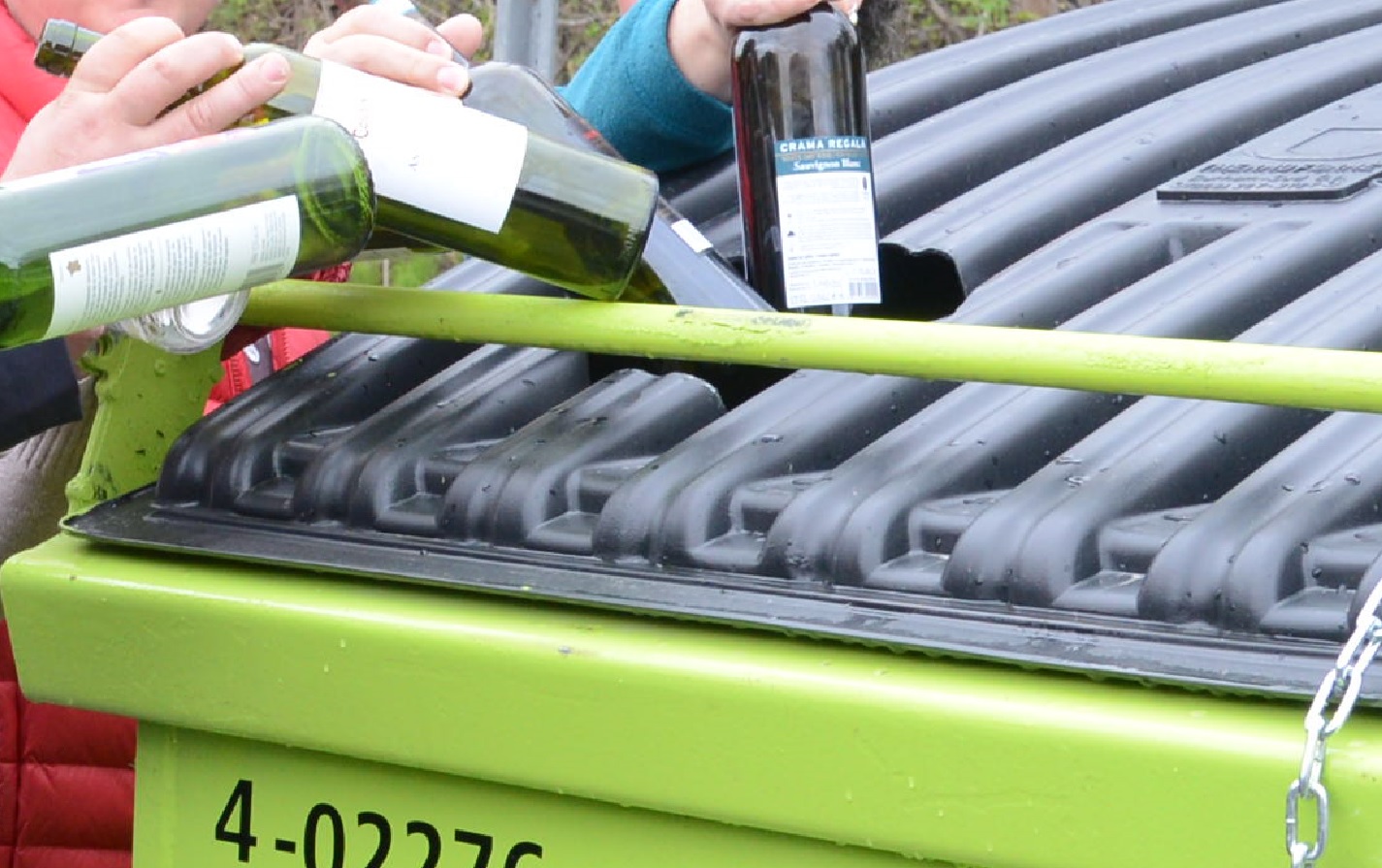 Longueuil dit non à un projet pilote de dépôt volontaire du verre