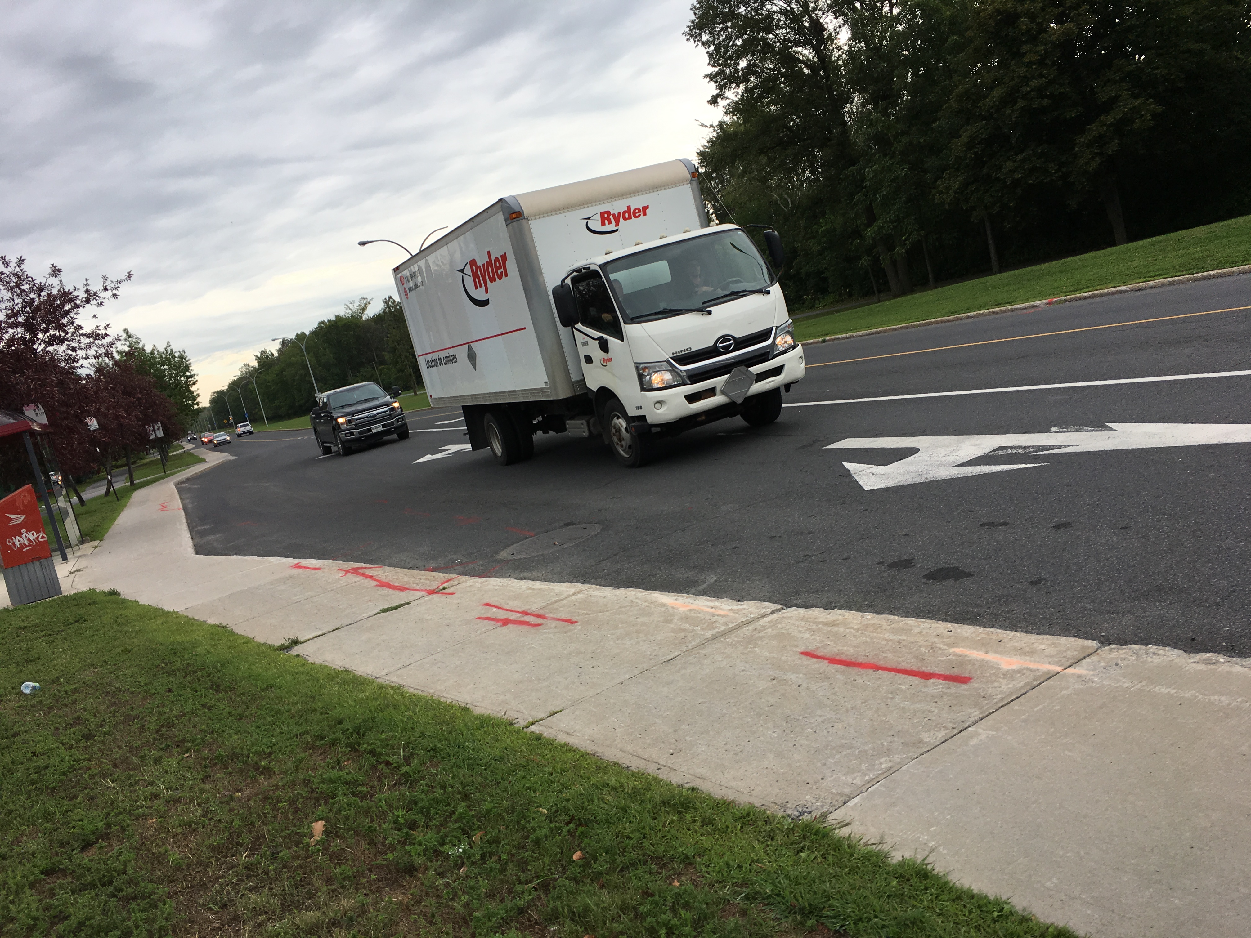 Boulevard Fernand-Lafontaine: les camions doivent cesser d’y circuler, clament des citoyens