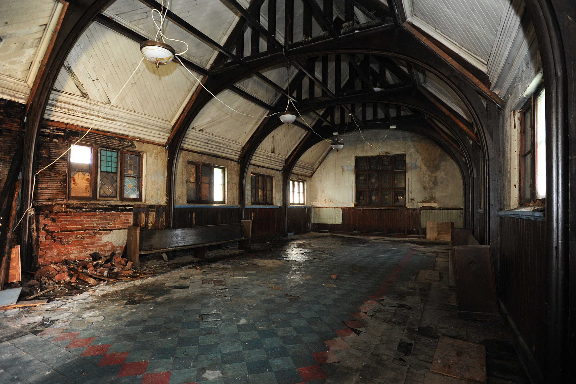 Une plainte déposée en lien avec l&rsquo;ancienne église anglicane