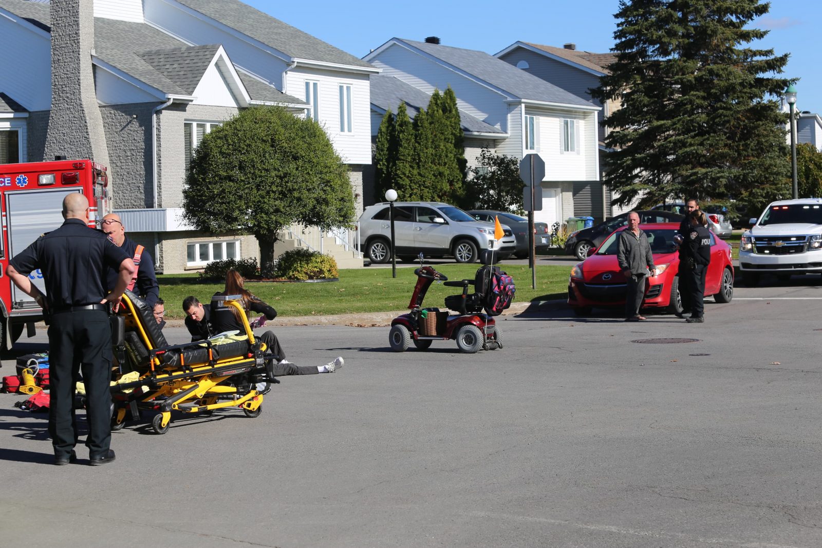 Une octogénaire en quadriporteur happée par une voiture