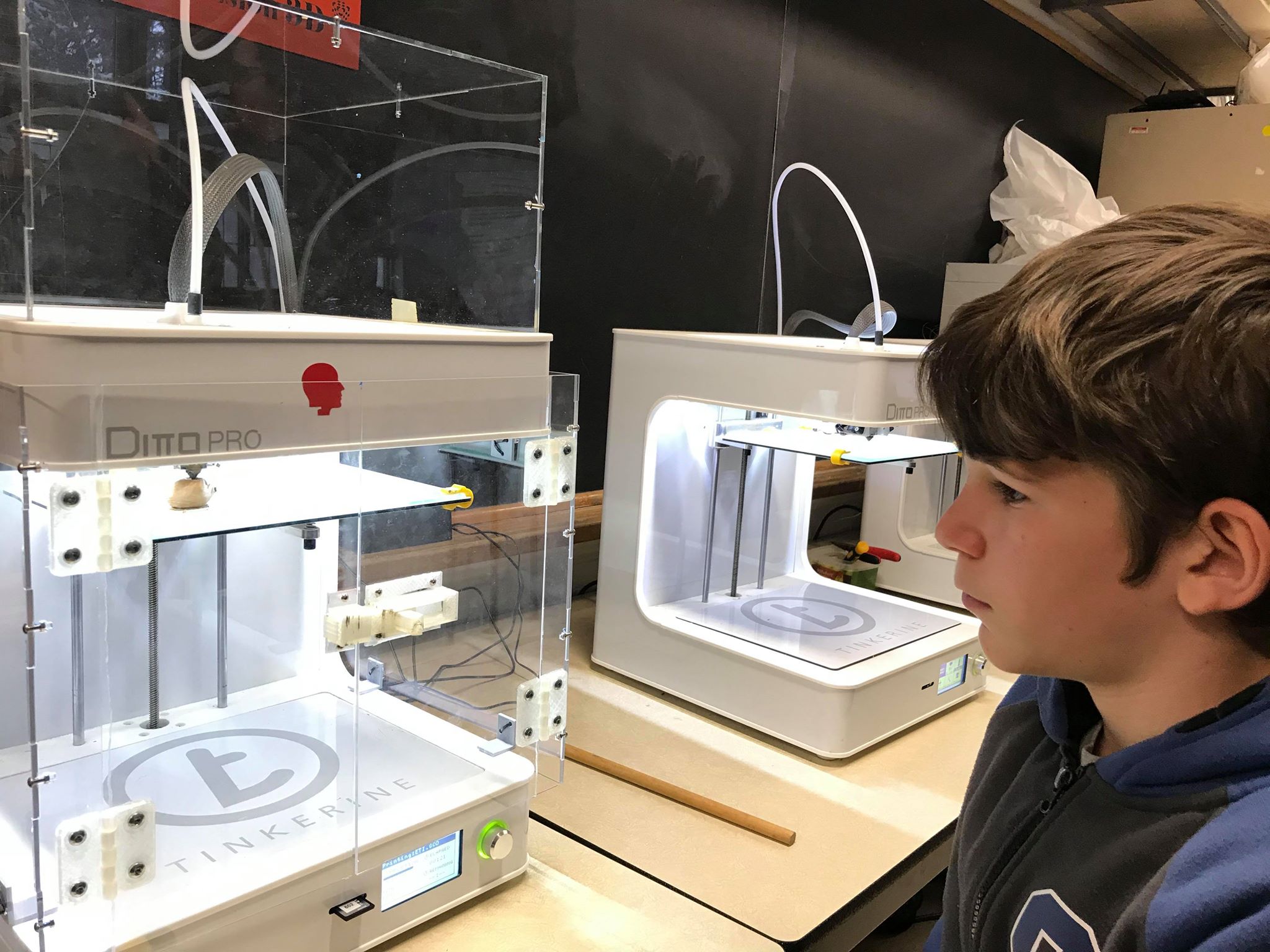 Créer une ville de papier et numérique:  hommage multidisciplinaire à Claude Lafortune