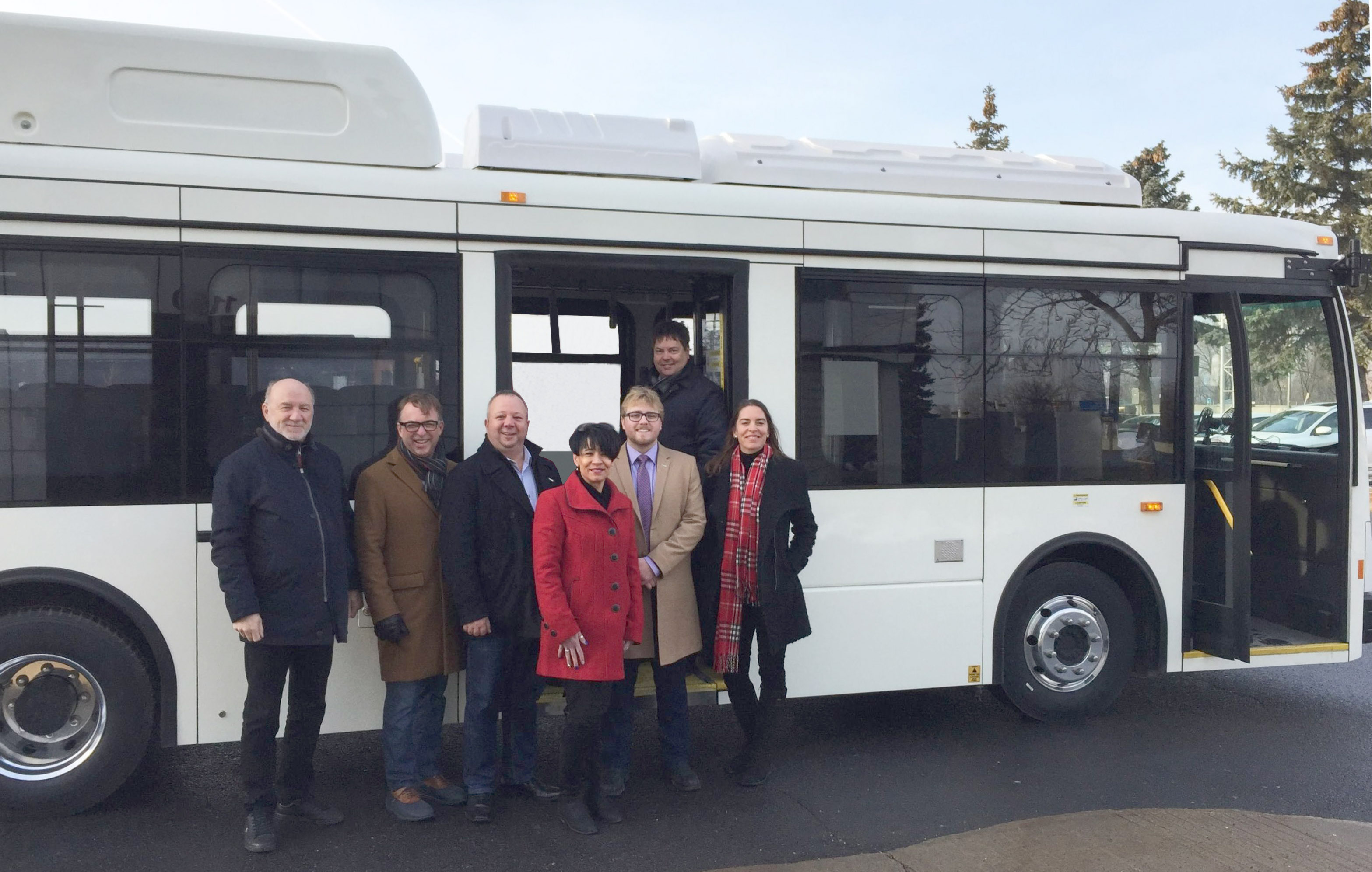 Le premier midibus 100% électrique du Québec circulera à Longueuil
