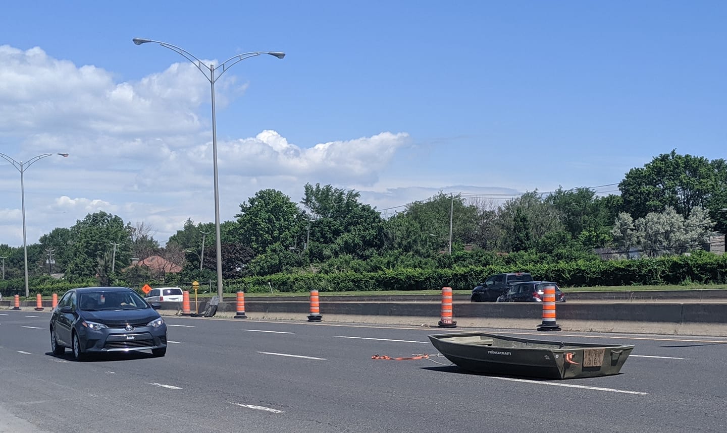 VIDÉO – La SQ rappelle les bonnes pratiques de chargement sur les véhicules