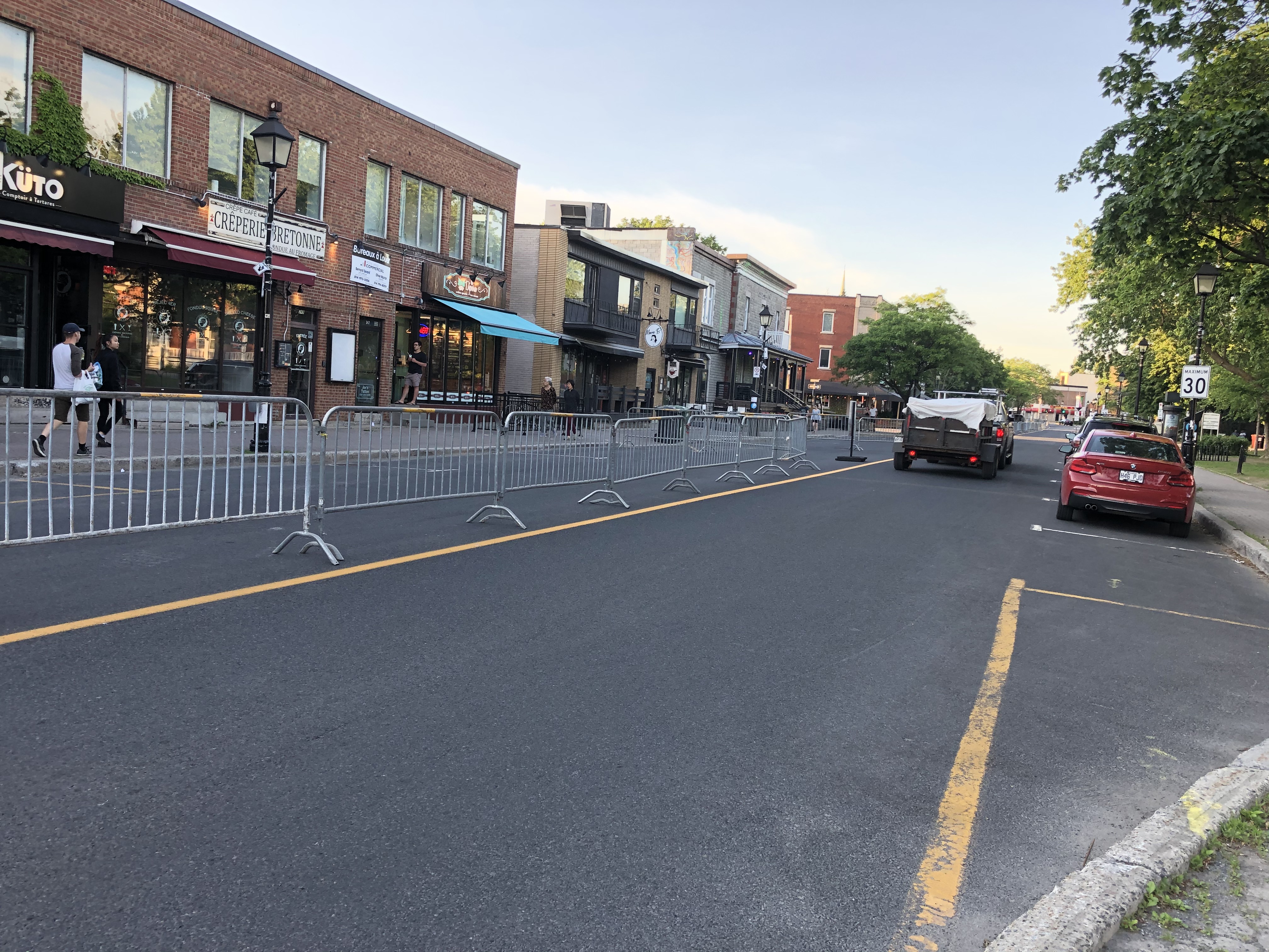 Longueuil facilite l’installation de terrasses sur la rue Saint-Charles Ouest