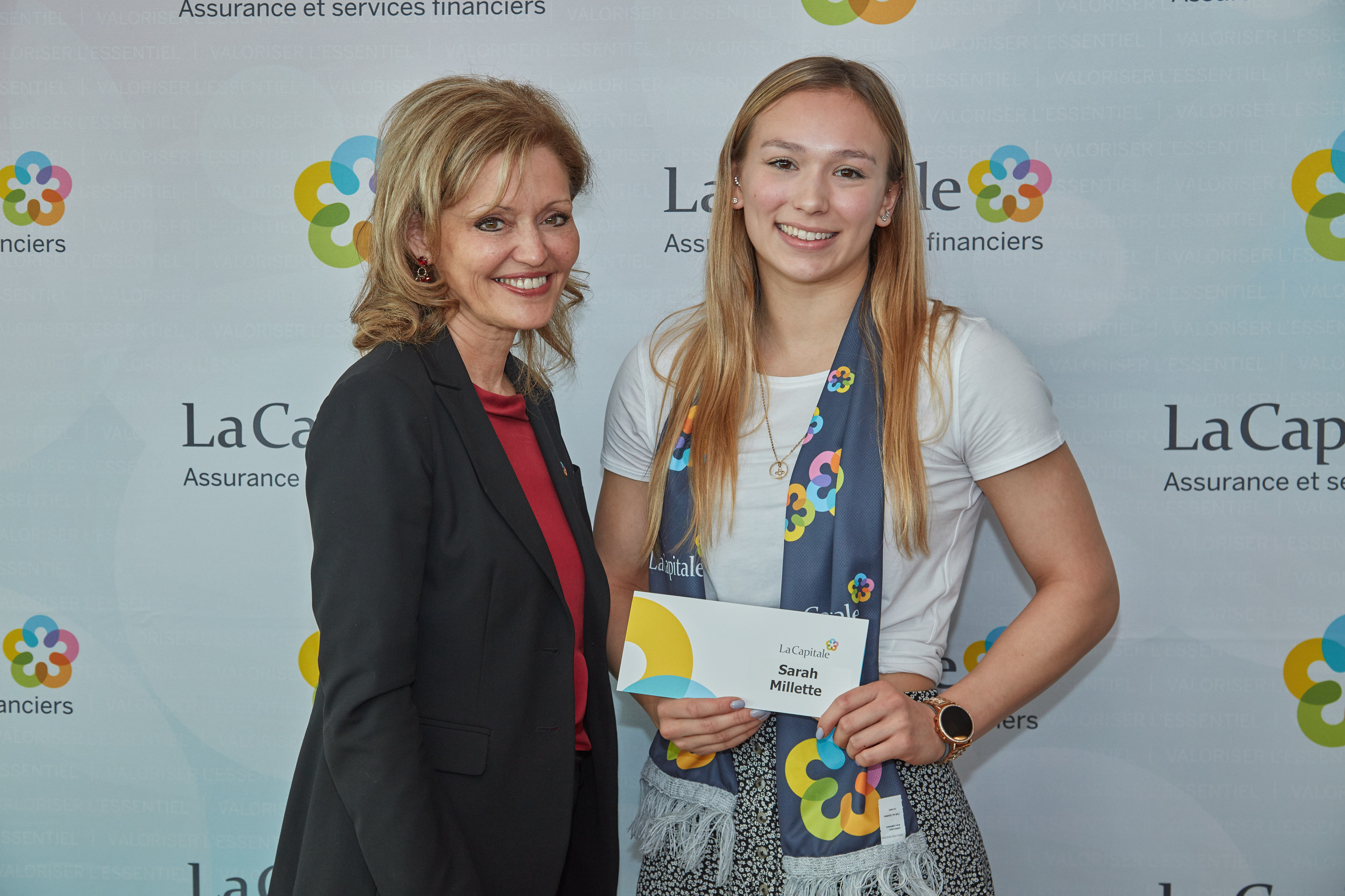 Deux bourses de 4000$ pour des trampolinistes de la région