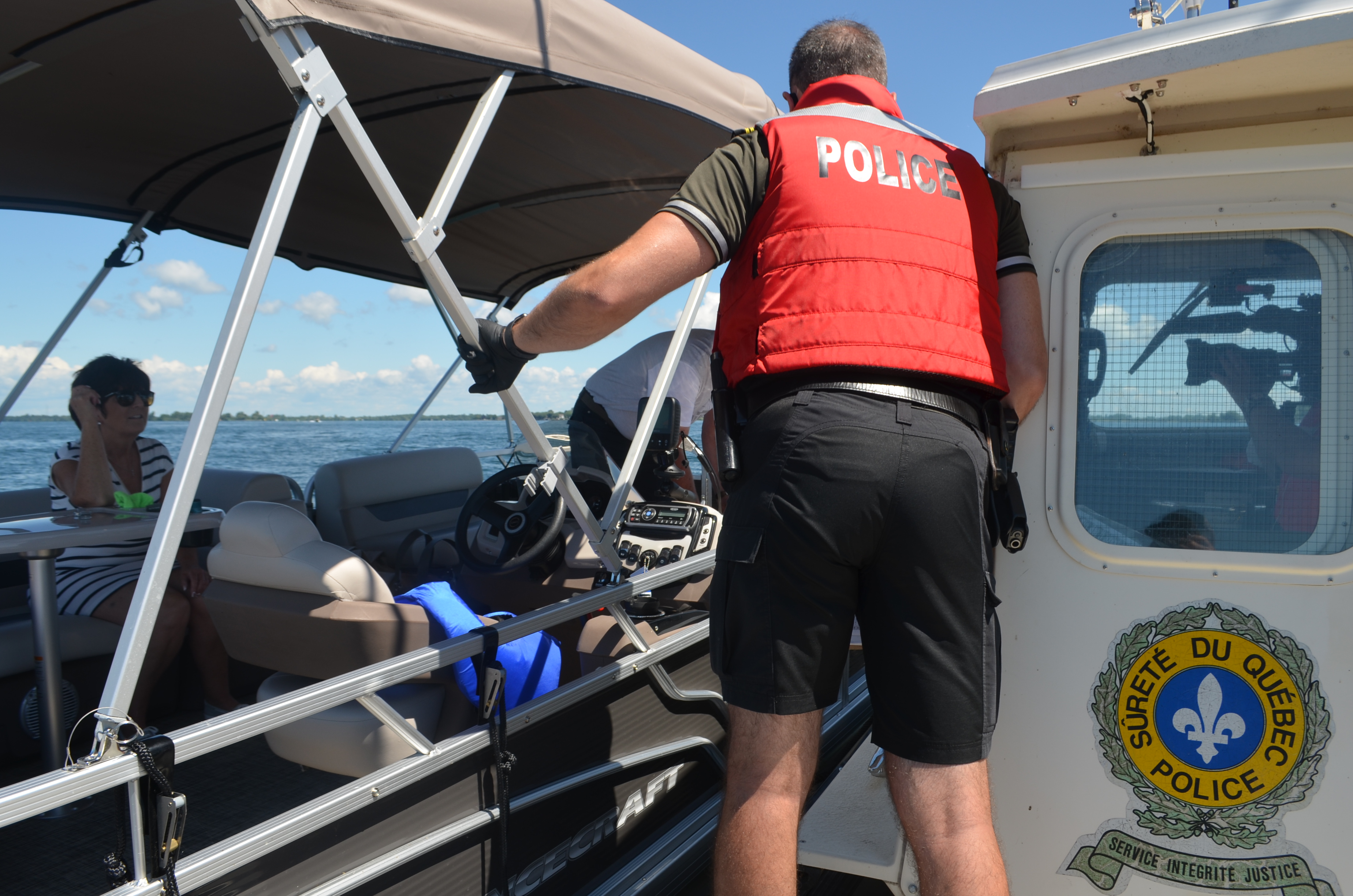 VIDÉOS – Aux commandes d’un bateau, c’est Alcool Zéro