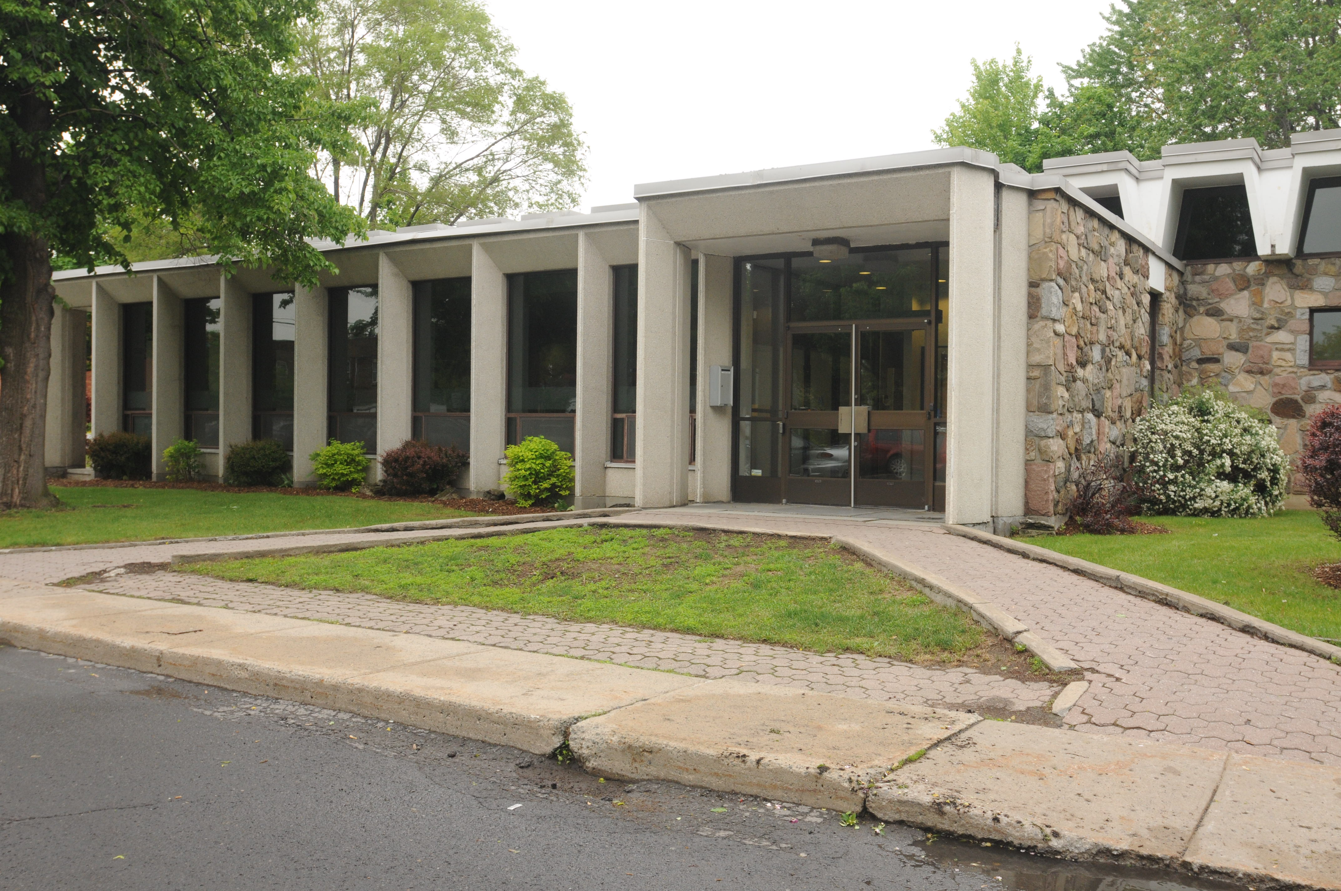 Les artistes lambertois à l’honneur au centre multifonctionnel