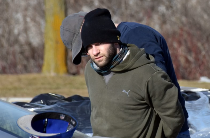 Deux hommes dont un récidiviste arrêtés pour vol de catalyseur