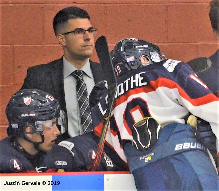 Éric Bouchard promu au rôle d’entraîneur-chef et directeur général du Collège Français