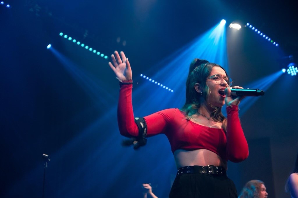 Katrine Sansregret se dévoile avec une première chanson