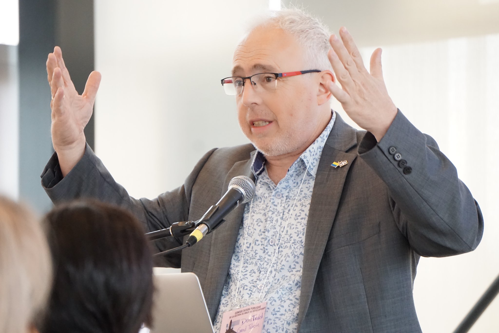 Denis Trudel demande un moratoire sur le développement de l’aéroport