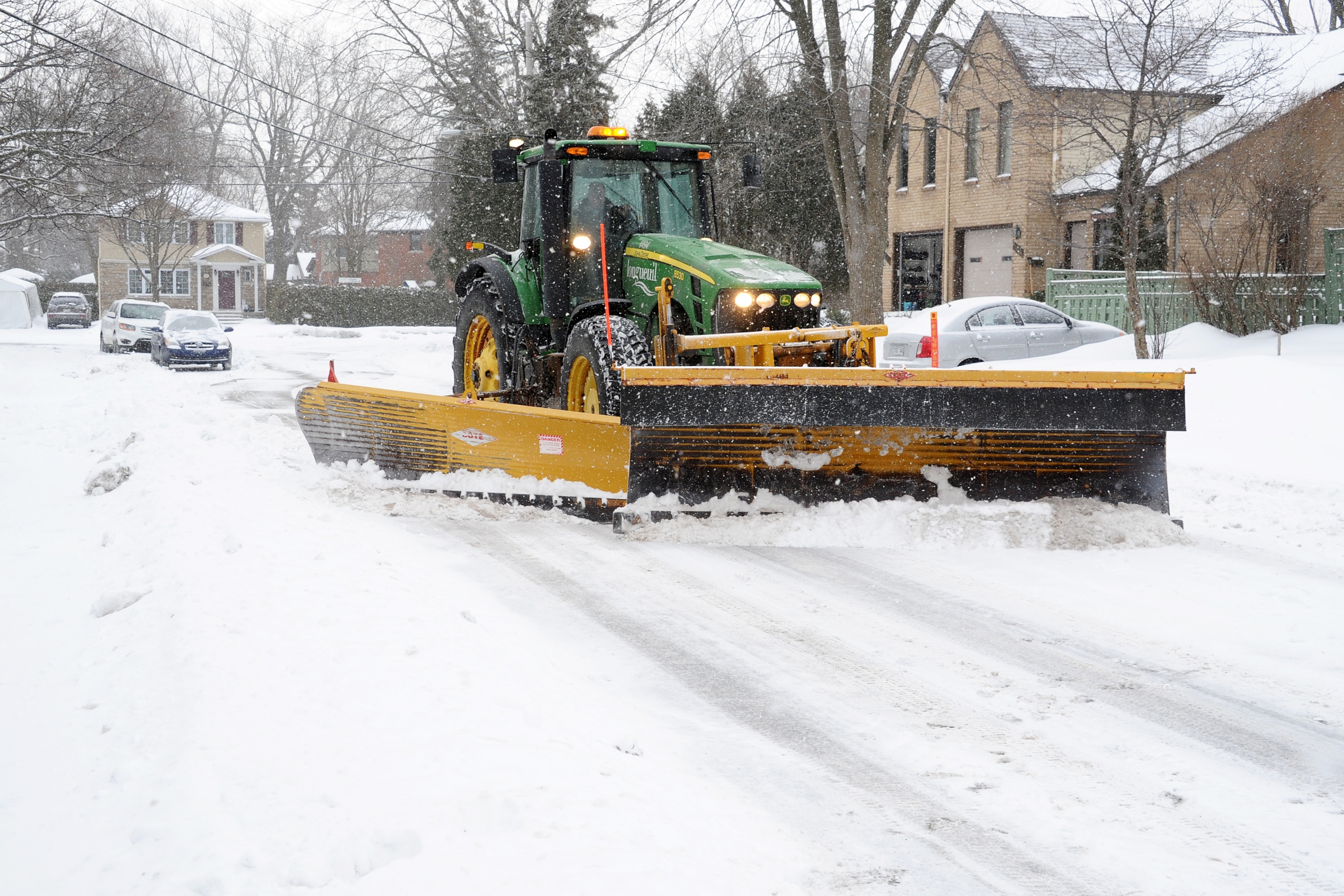 L’interdiction de stationner sur rue est devancée d’un mois à Longueuil