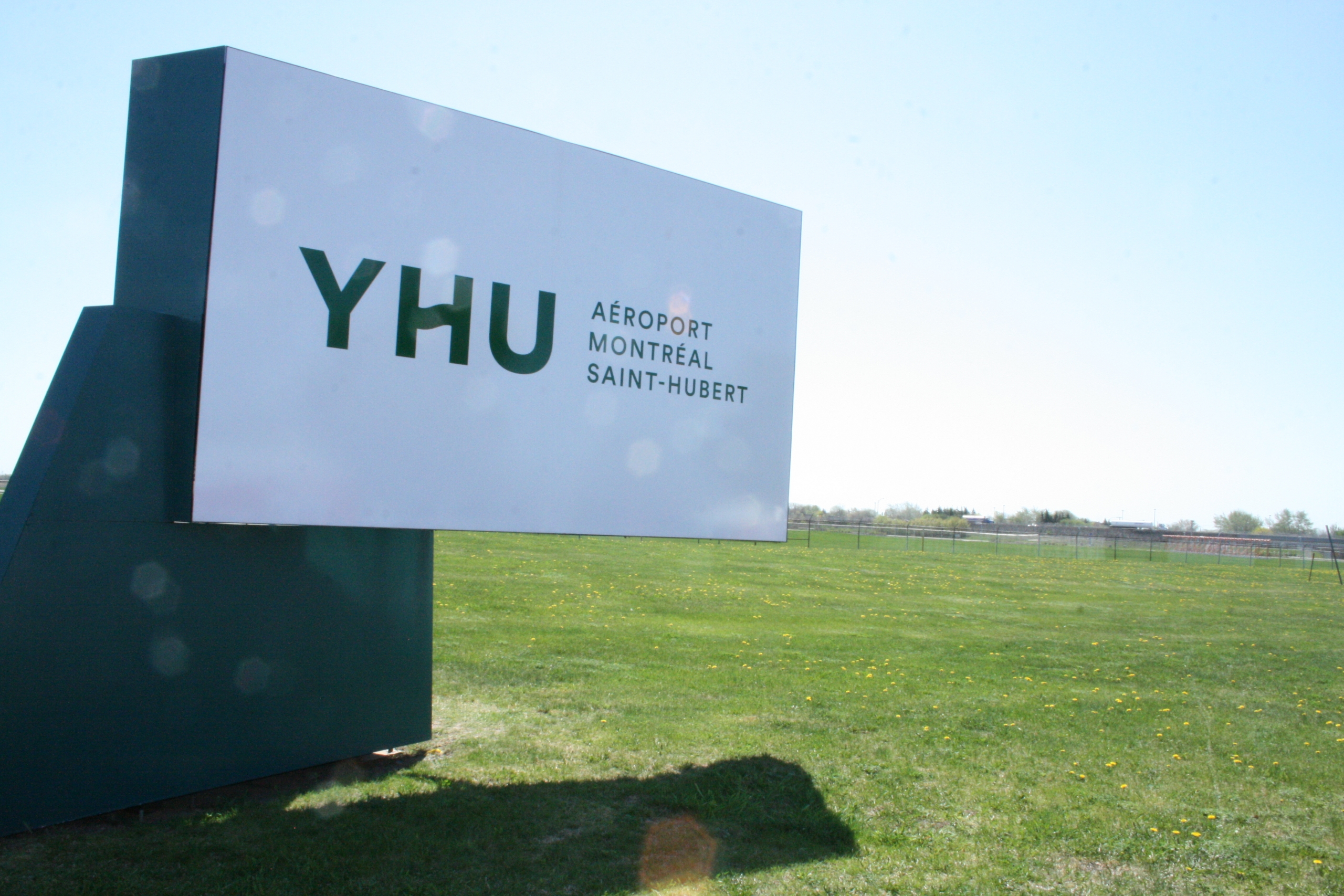 Rapport sur le développement de l’aéroport de Saint-Hubert : l’Aéroport ouvert aux recommandations